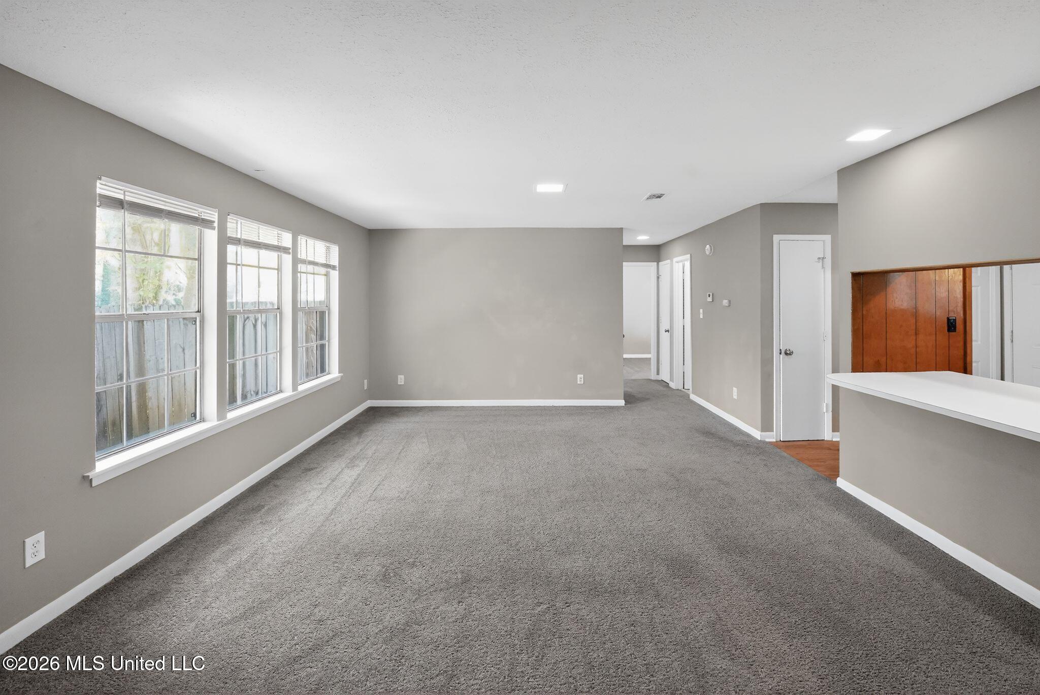 5702-5704 Orchard View Drive Property Photo 11