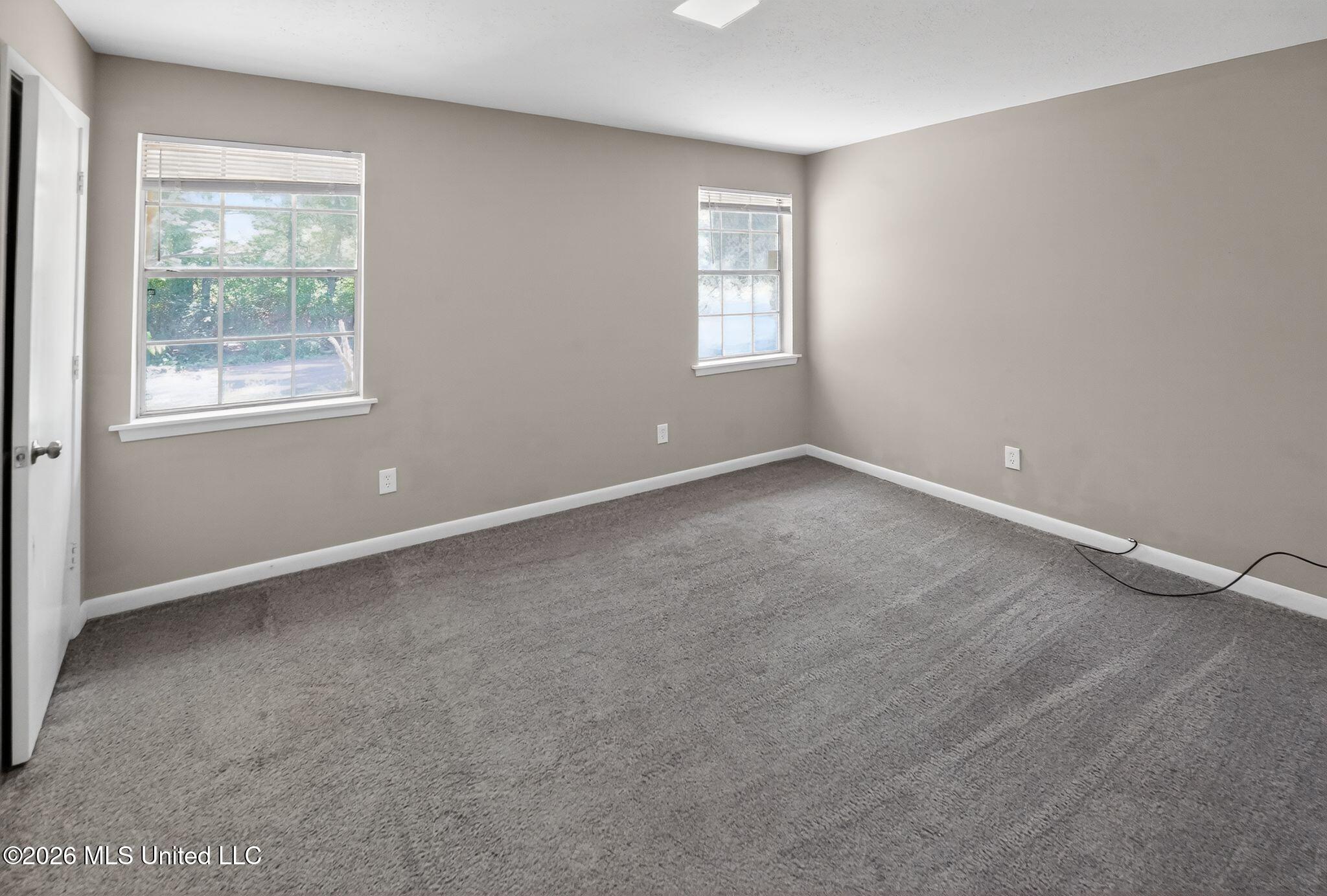 5702-5704 Orchard View Drive Property Photo 20