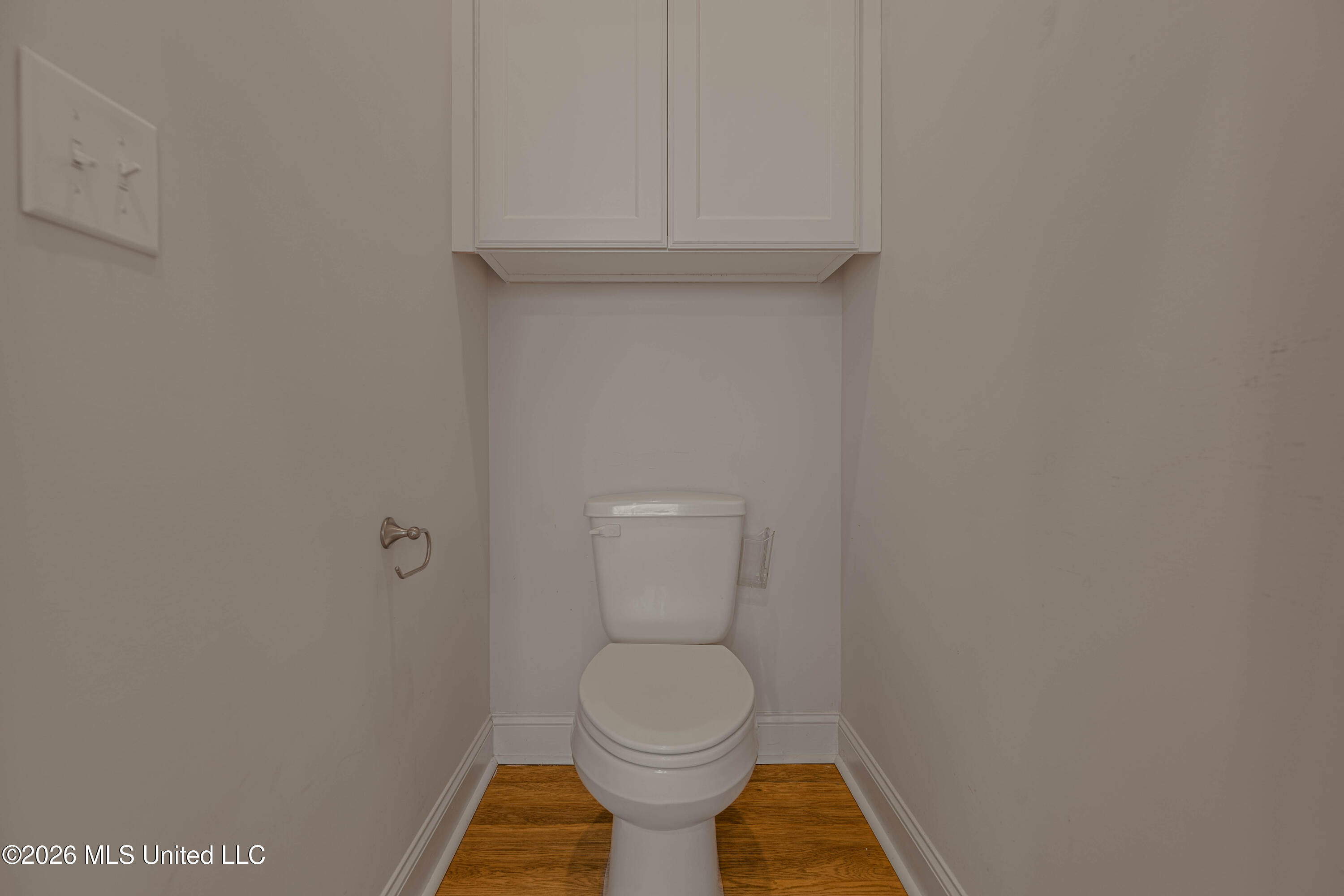 1019 Silver Circle Property Photo 27