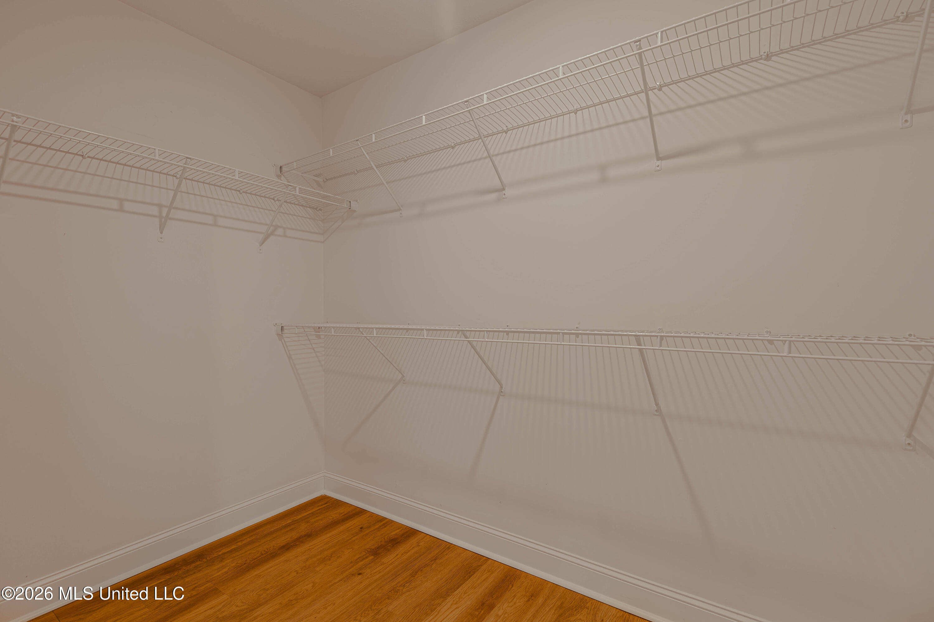 1019 Silver Circle Property Photo 28