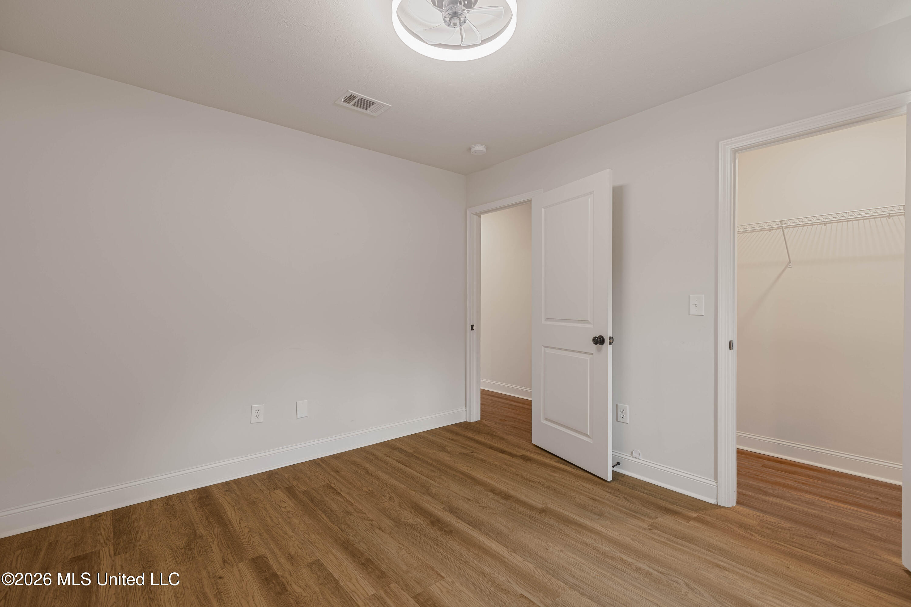 1019 Silver Circle Property Photo 36