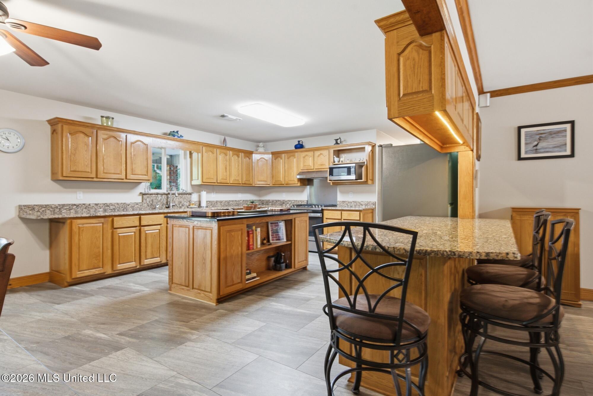 18188 Howison Drive Property Photo 11