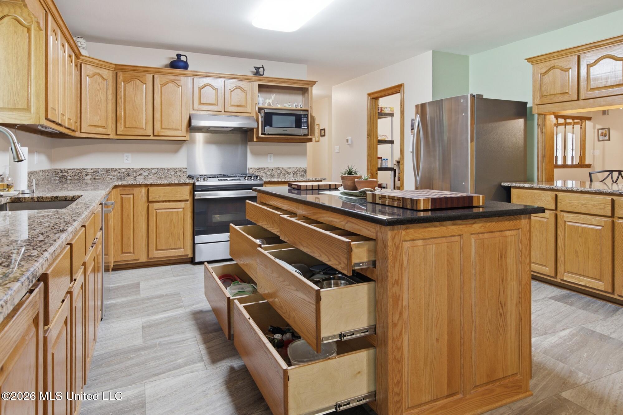18188 Howison Drive Property Photo 13