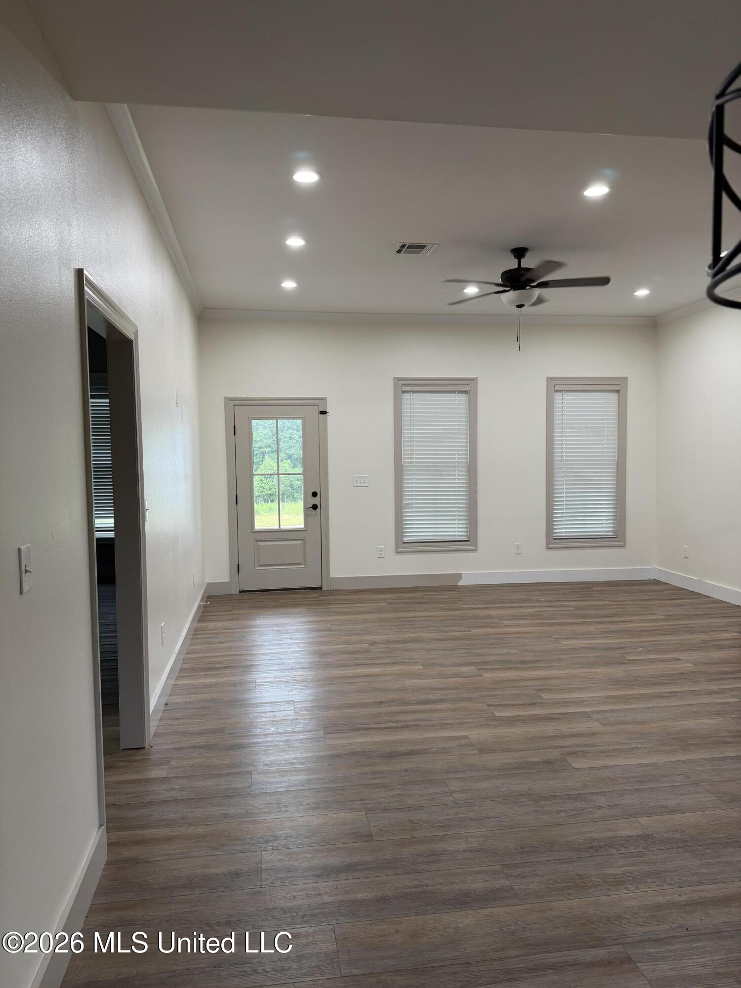 40 Theodore Drive Property Photo 4