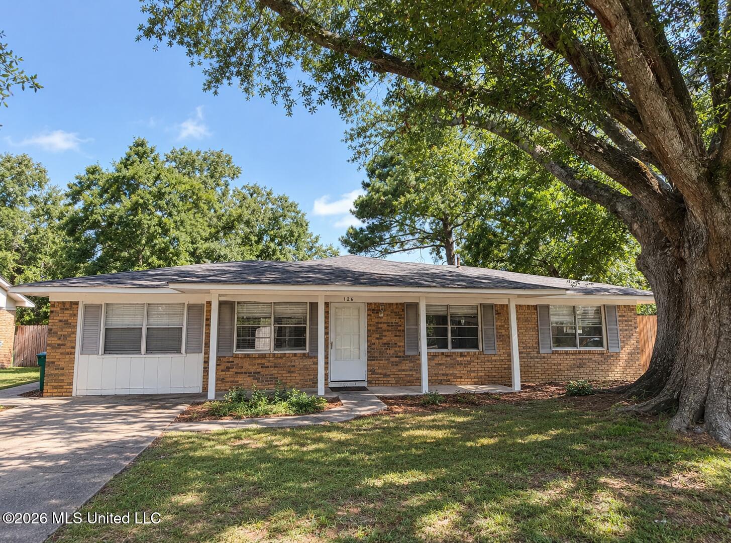 126 Ben Drive Property Photo 1