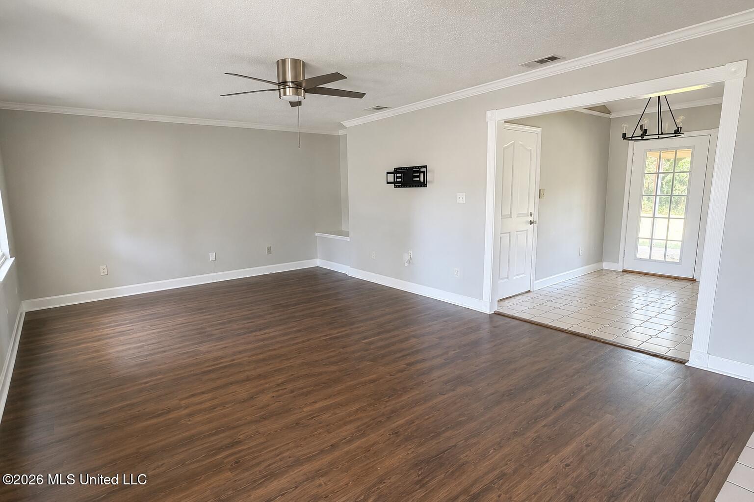 126 Ben Drive Property Photo 2