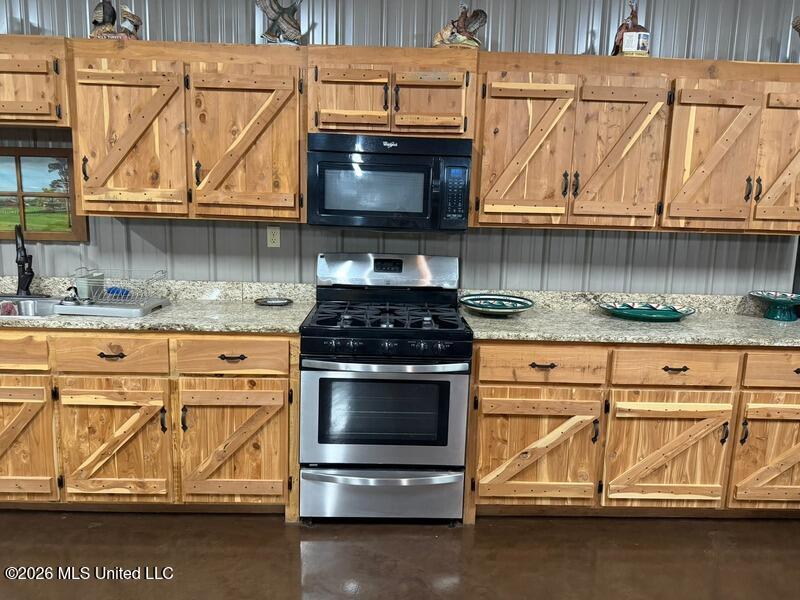 18159 Highway 15 Property Photo 64