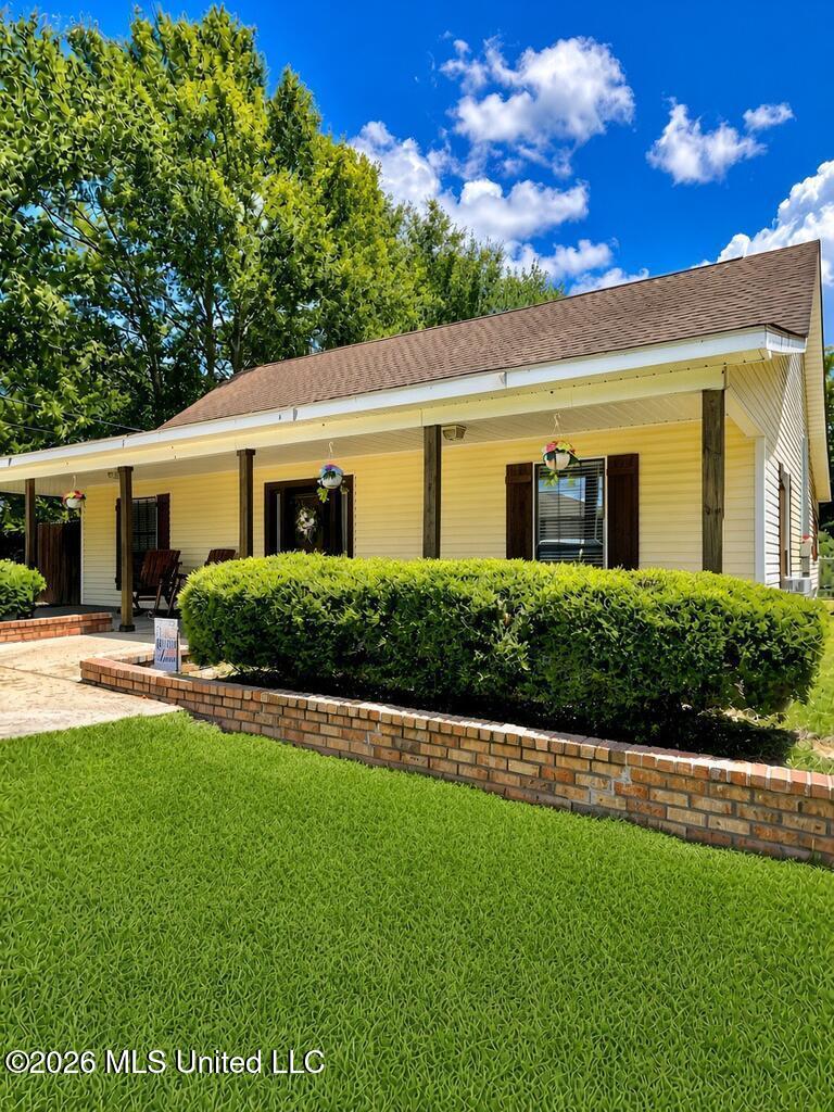 301 Ridgeview Drive Property Photo 1