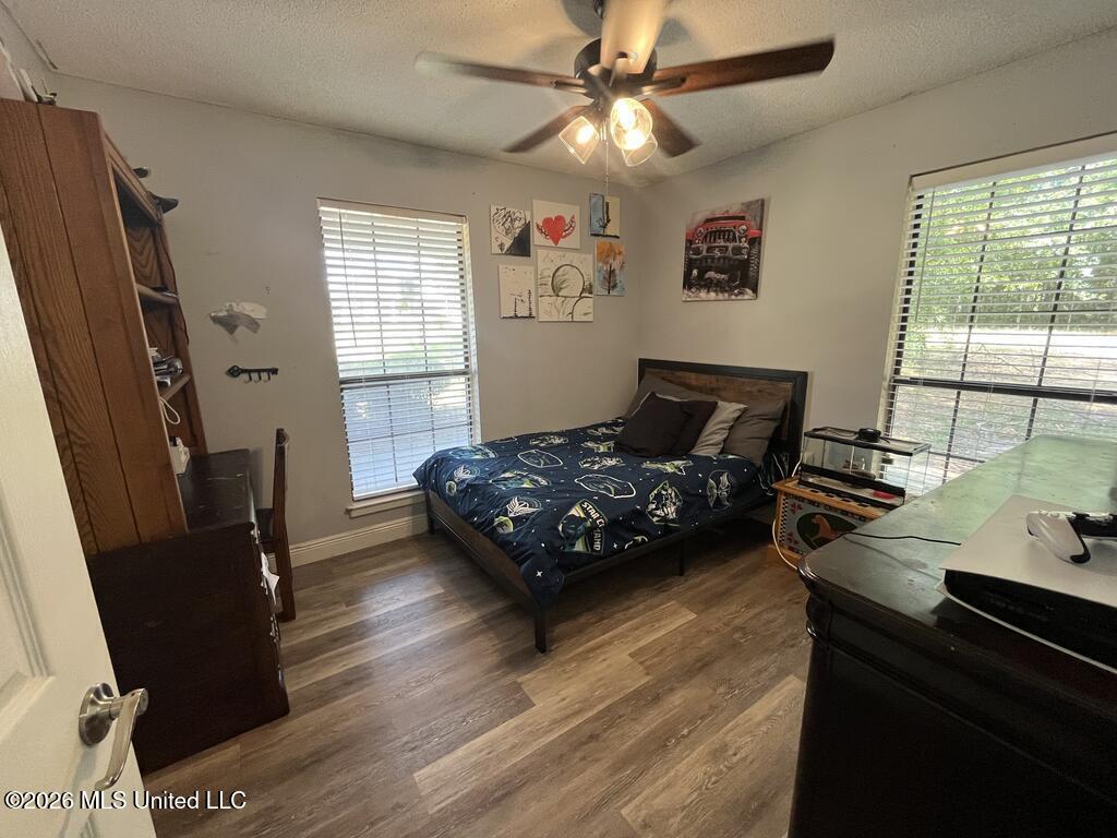 301 Ridgeview Drive Property Photo 8