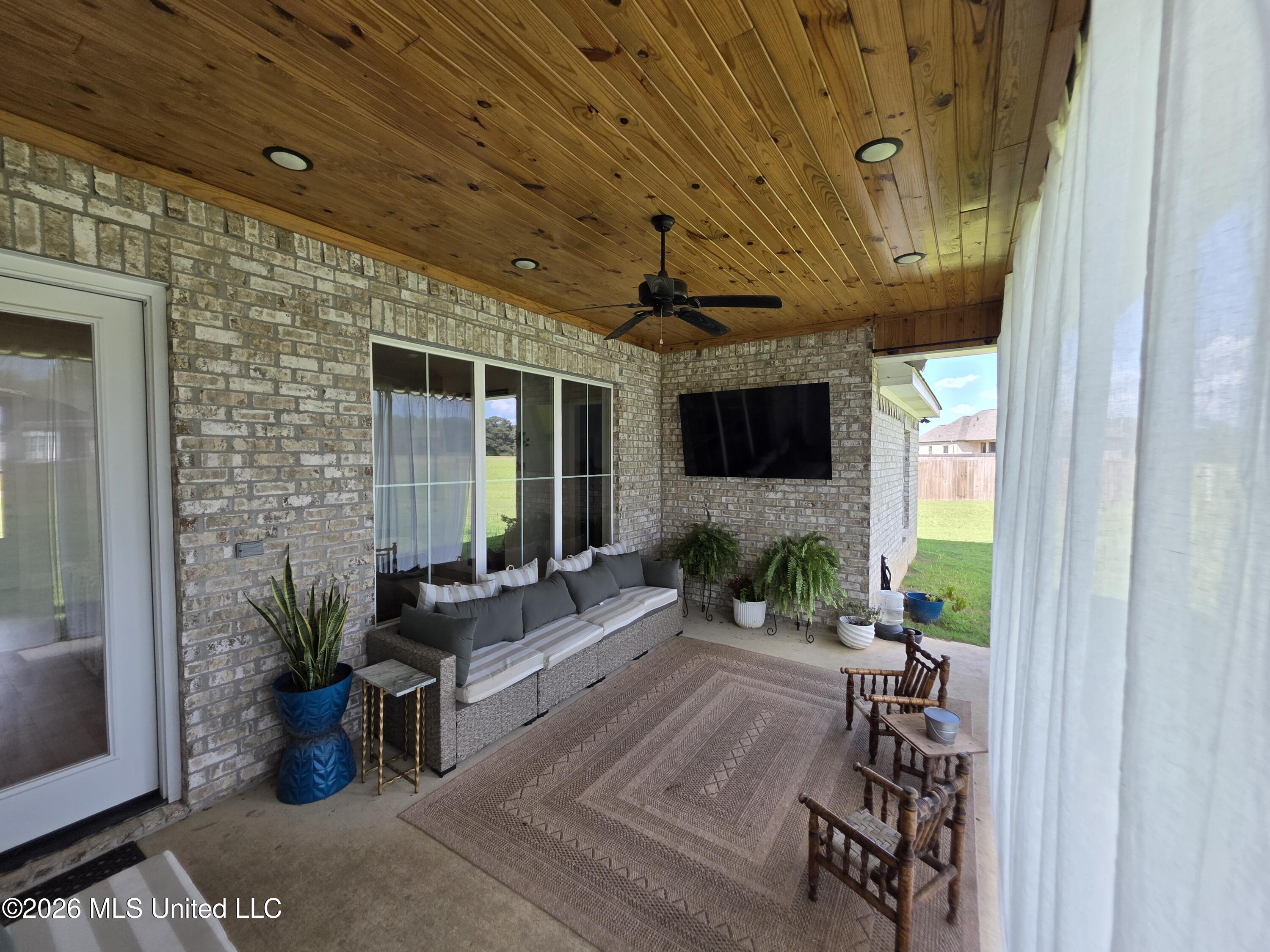 235 Lizzy Lane Property Photo 33