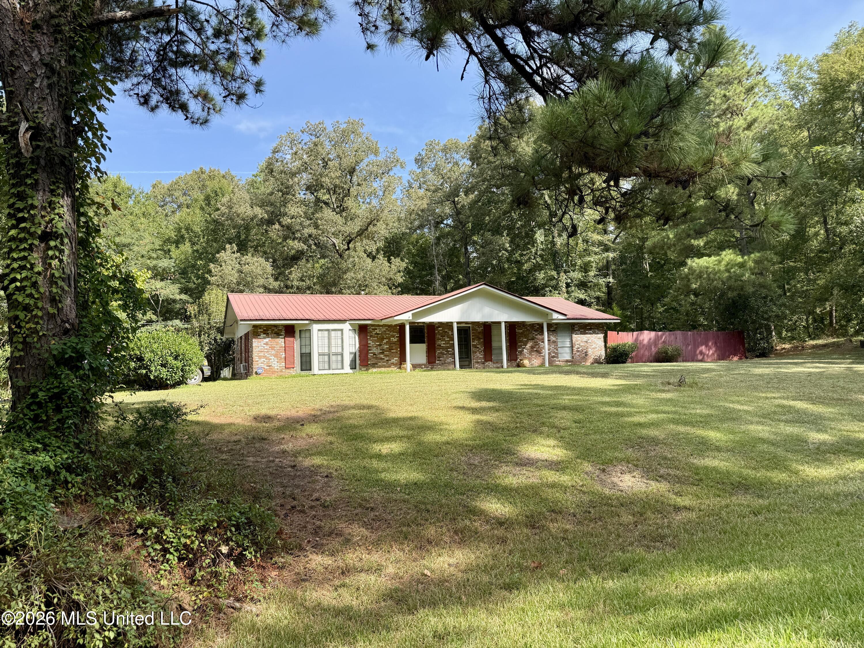 1840 White Apple Road Property Photo 1