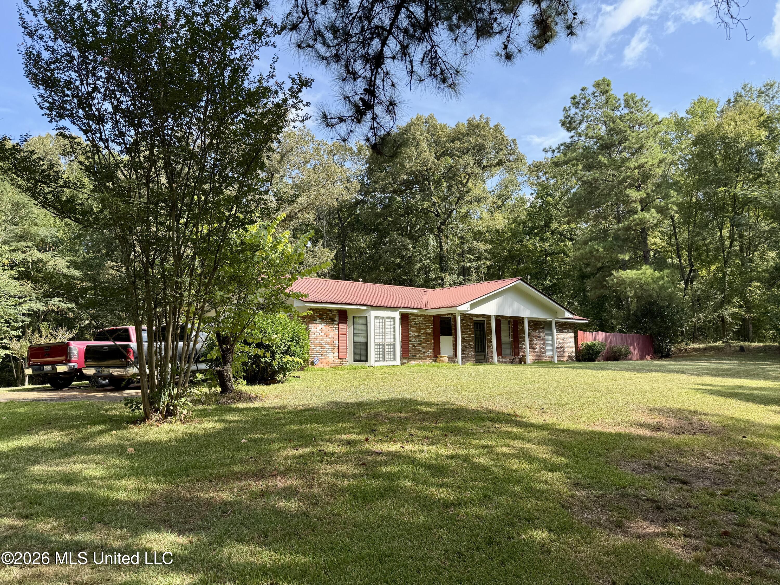 1840 White Apple Road Property Photo 2