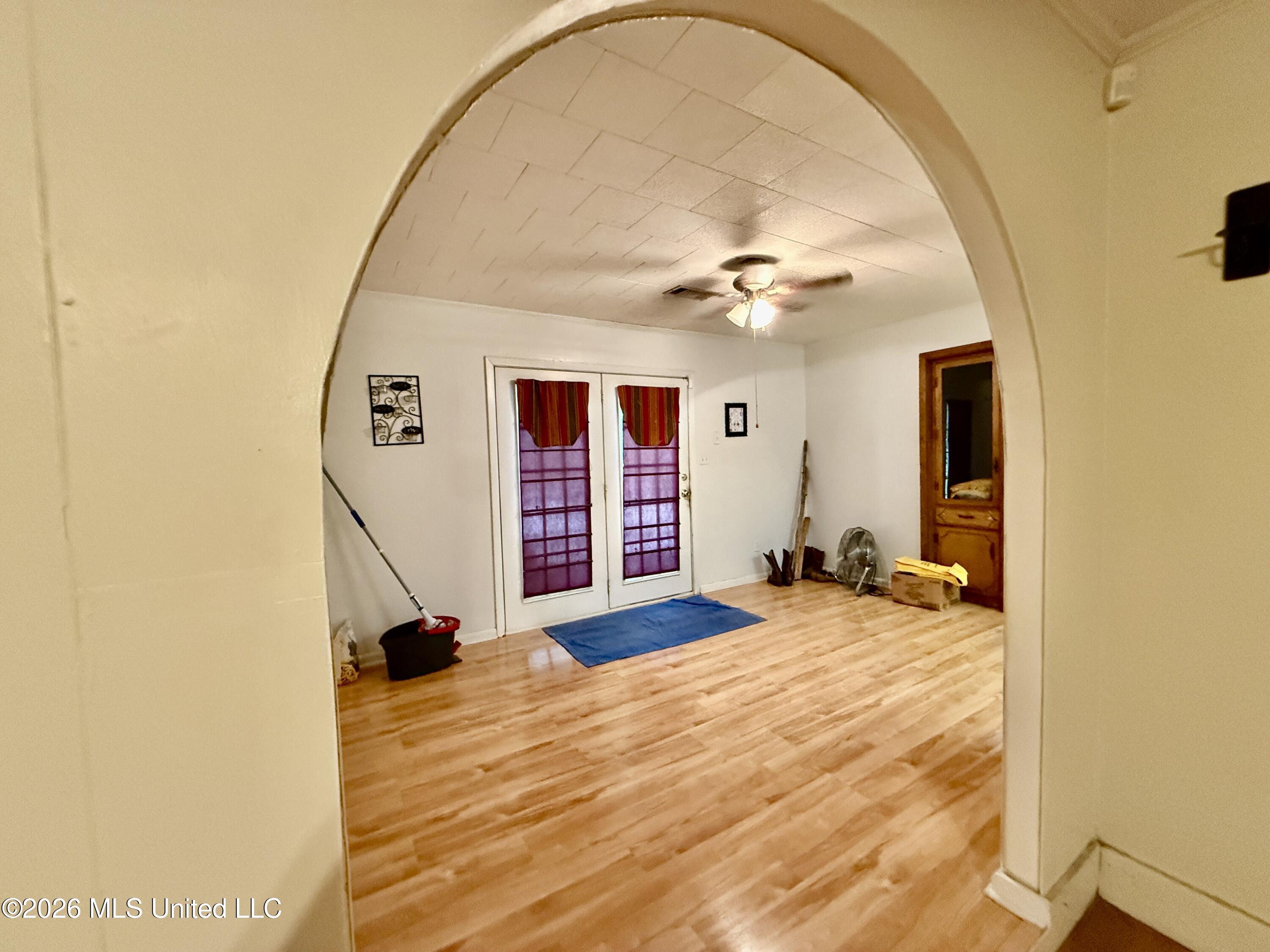 1840 White Apple Road Property Photo 11