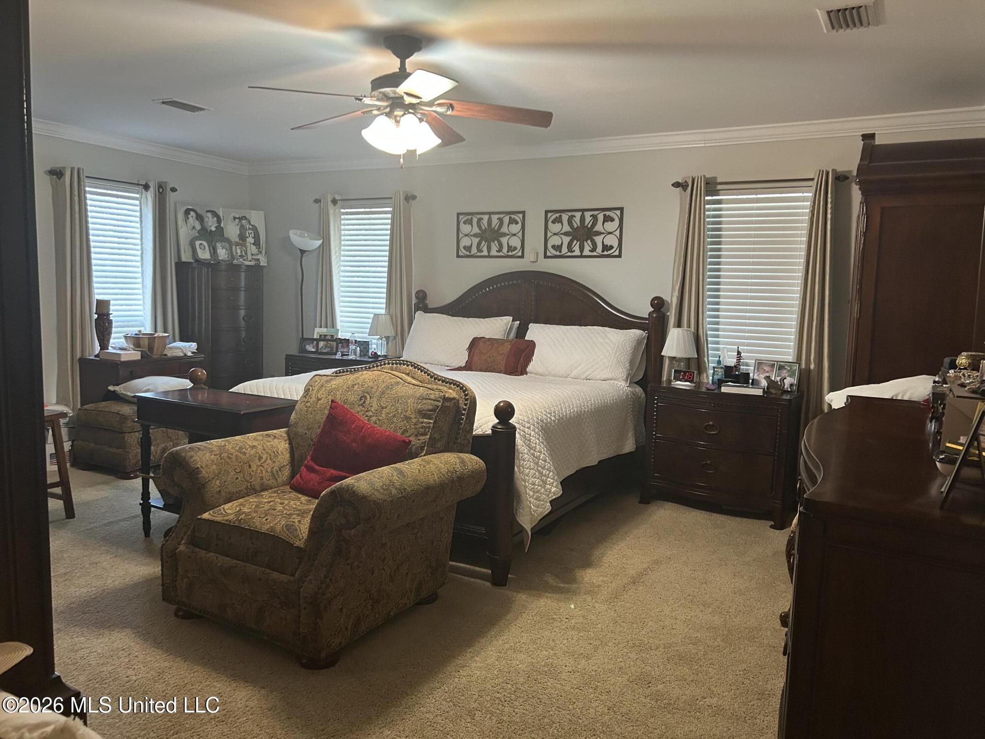 2421 Washington Avenue Property Photo 20