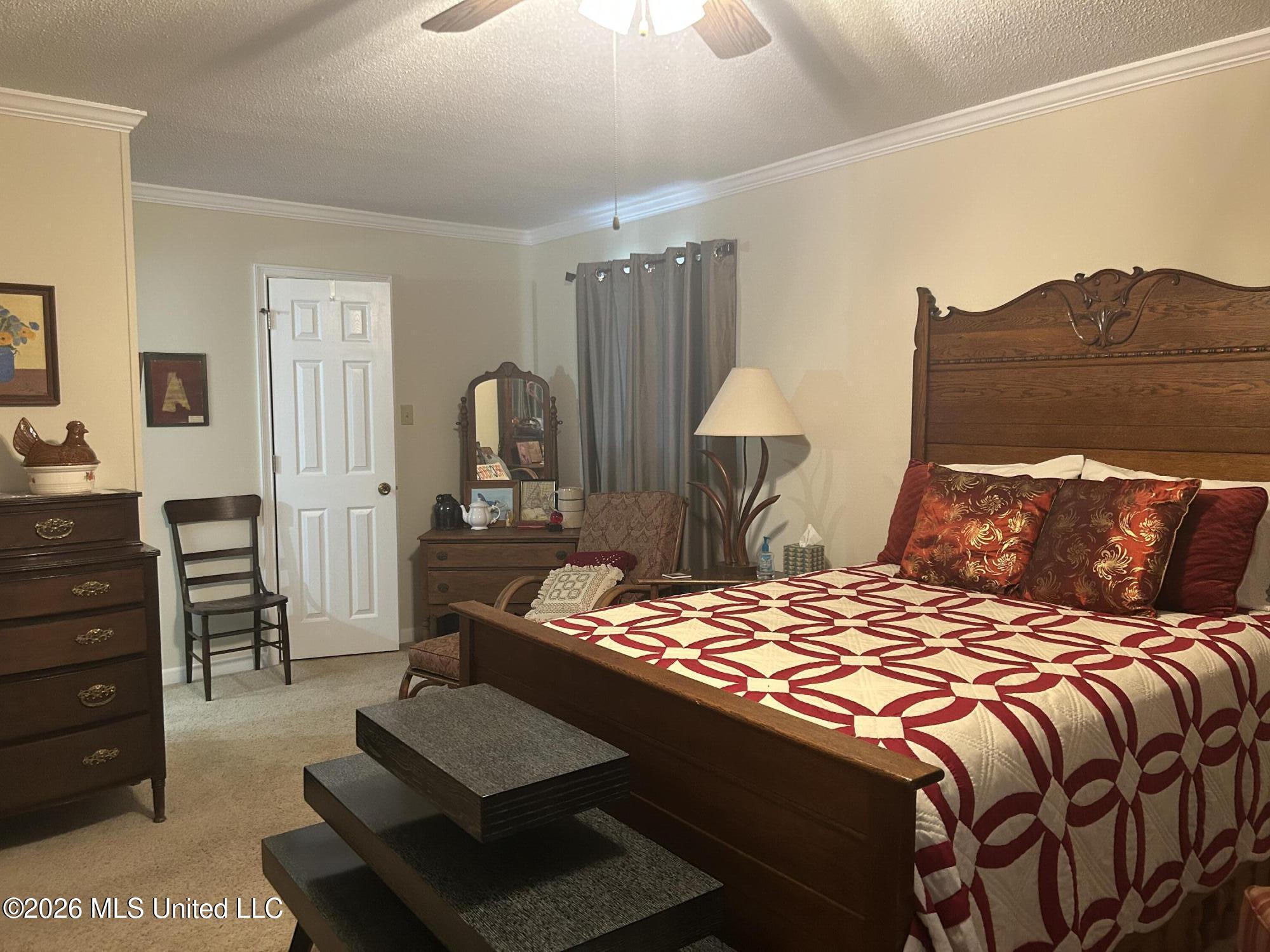 2421 Washington Avenue Property Photo 26