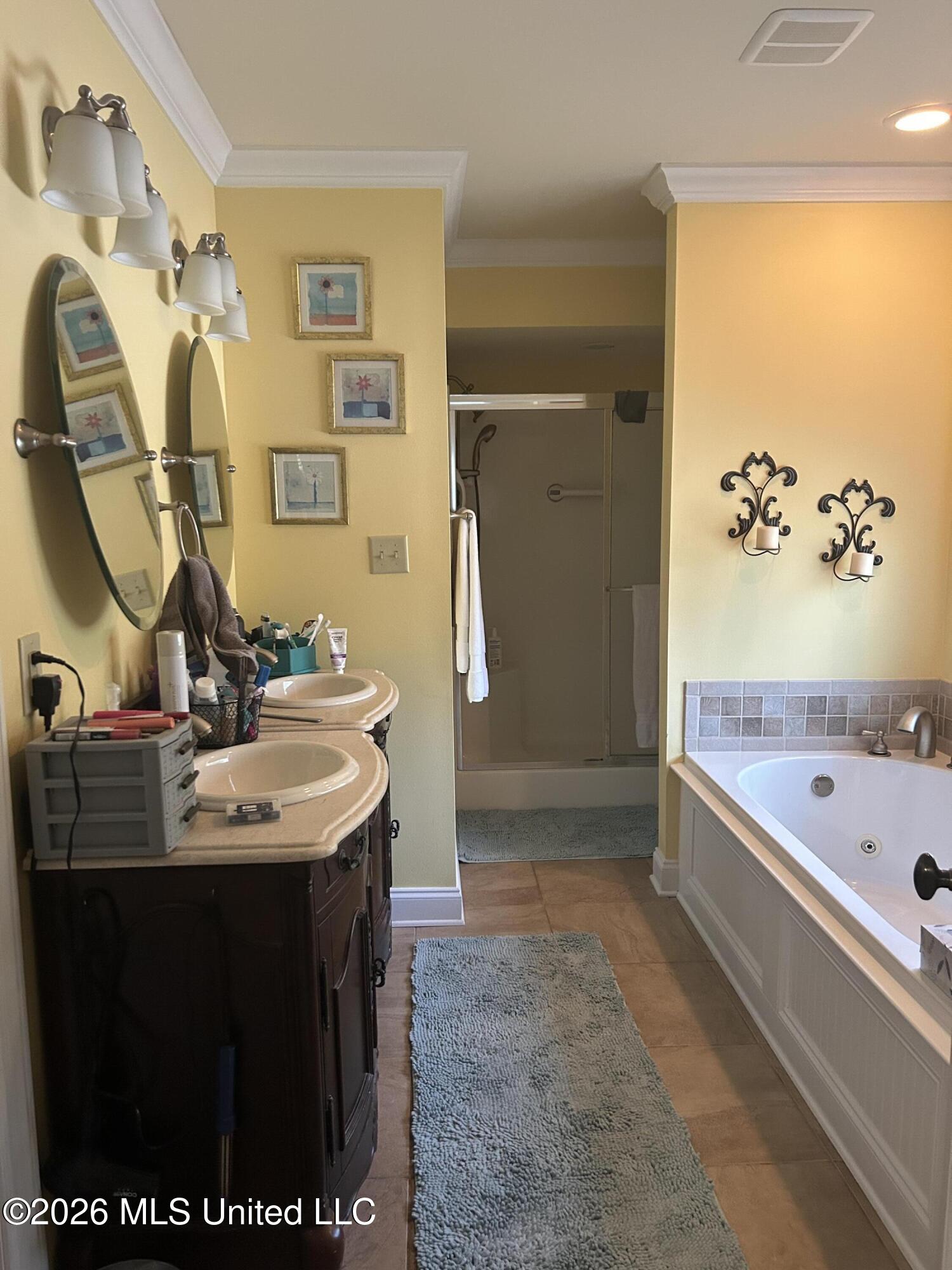 2421 Washington Avenue Property Photo 27