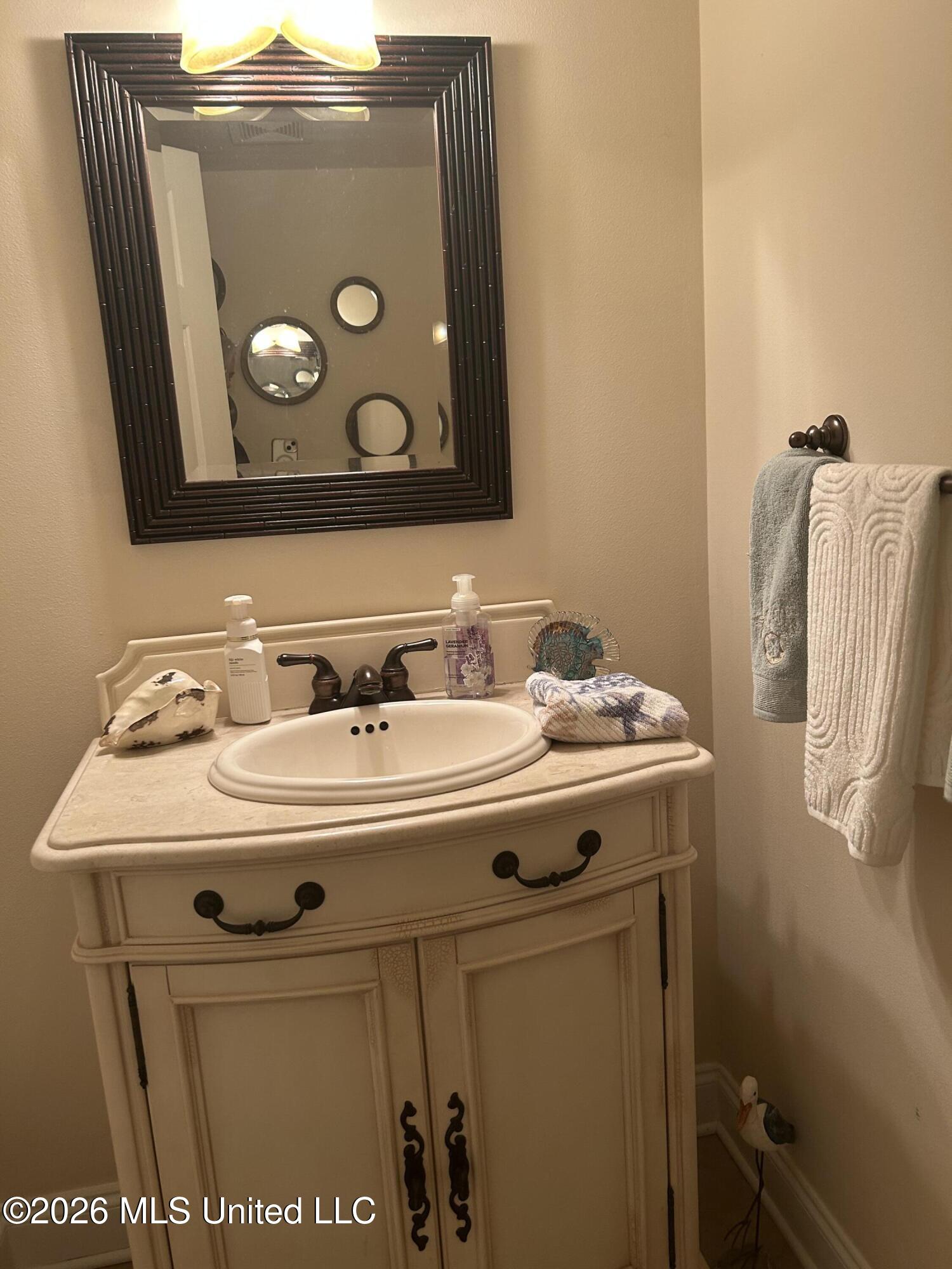 2421 Washington Avenue Property Photo 31
