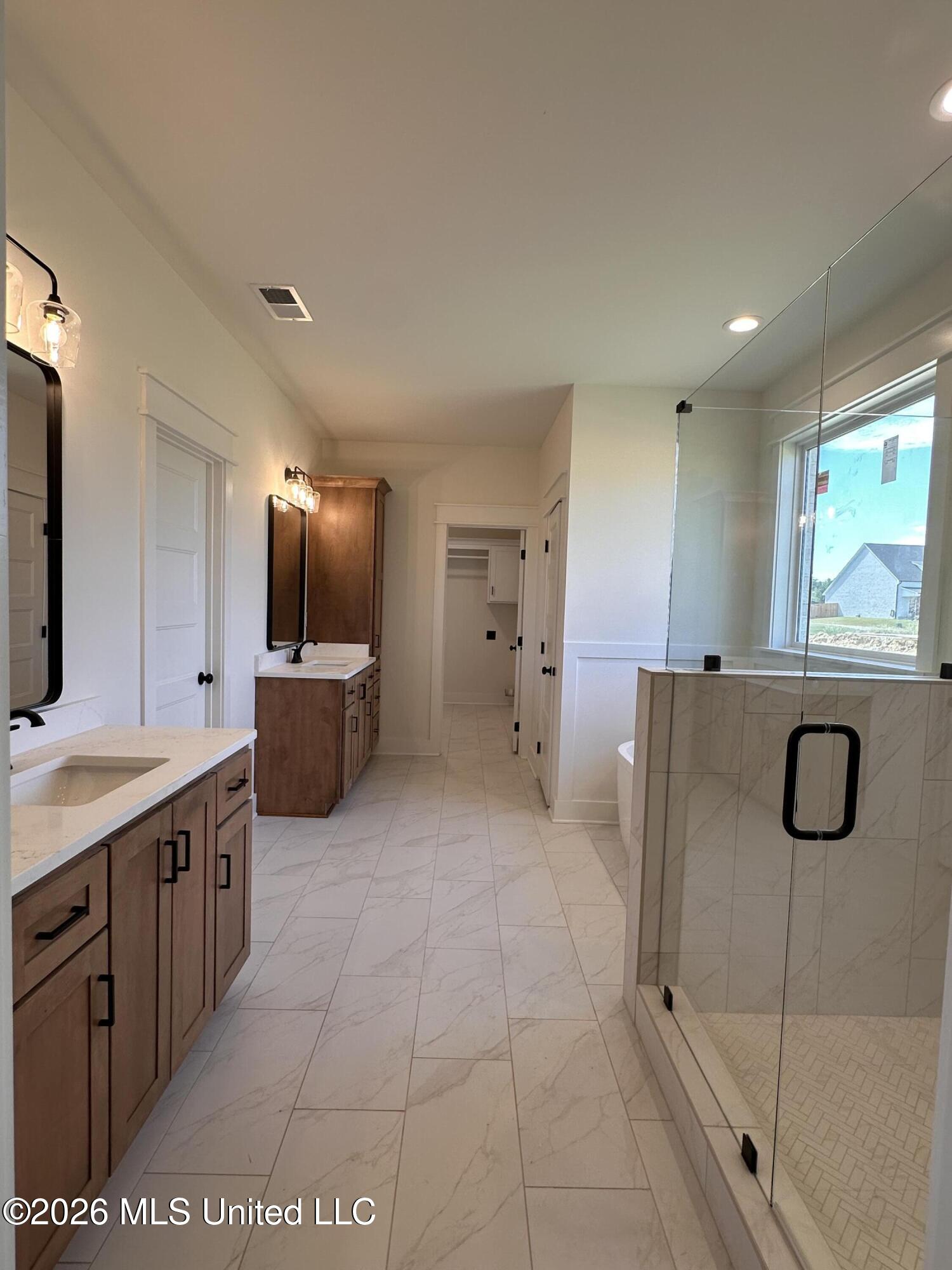 4280 Edison Drive Property Photo 22