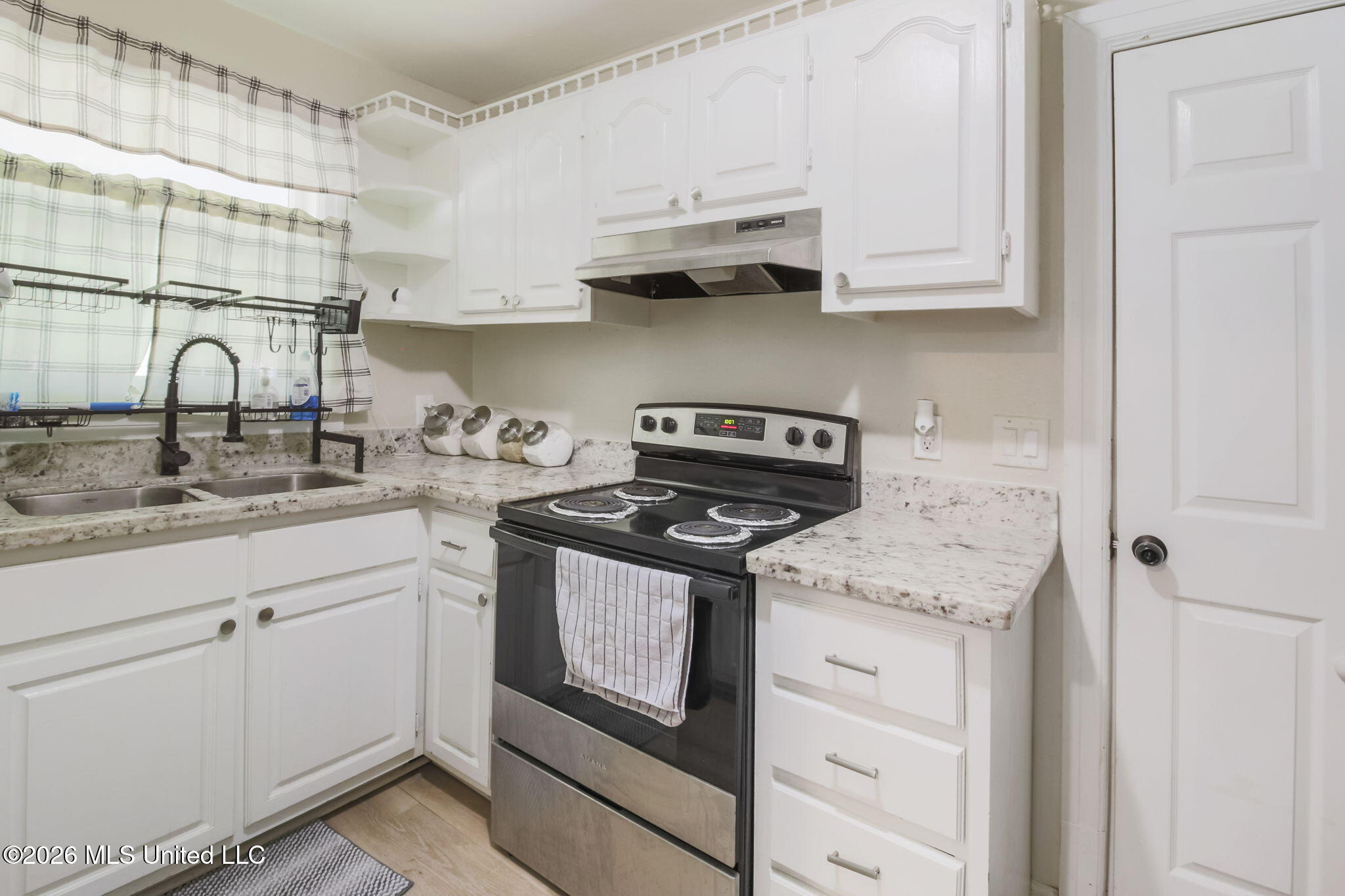 3506 Hancock Avenue Property Photo 7