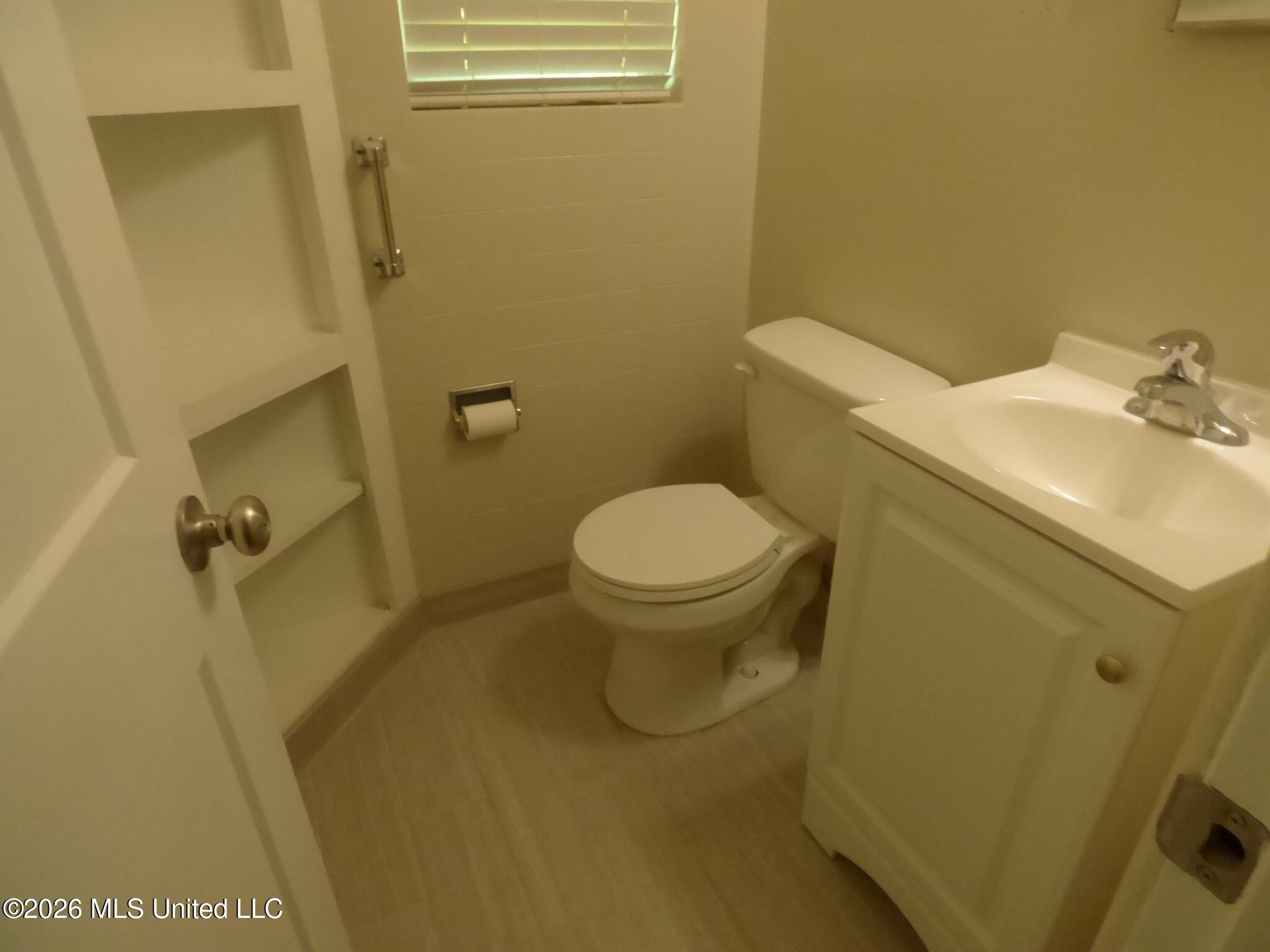 2083 Martin Road Property Photo 12