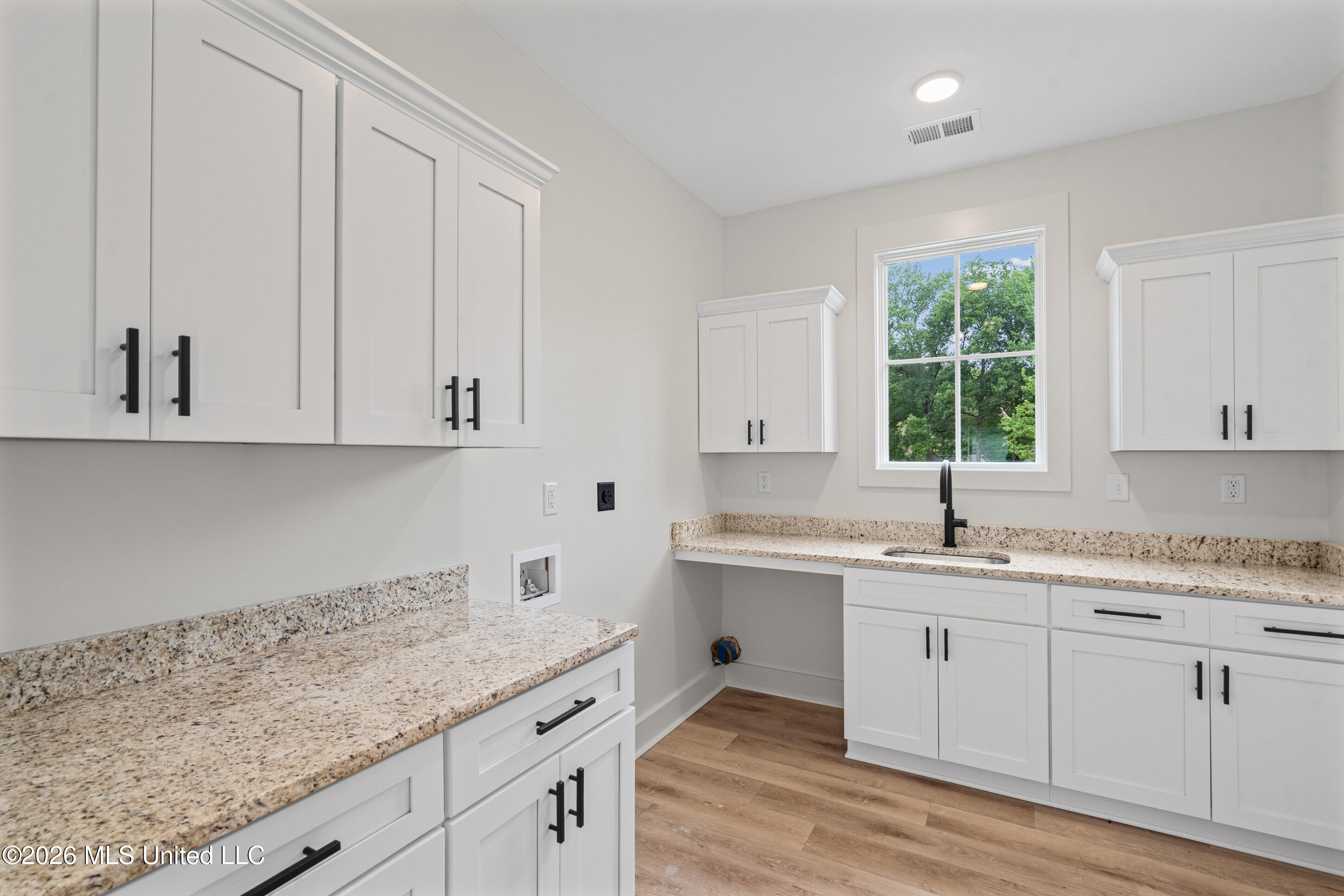 2133 Timber Lane Property Photo 14
