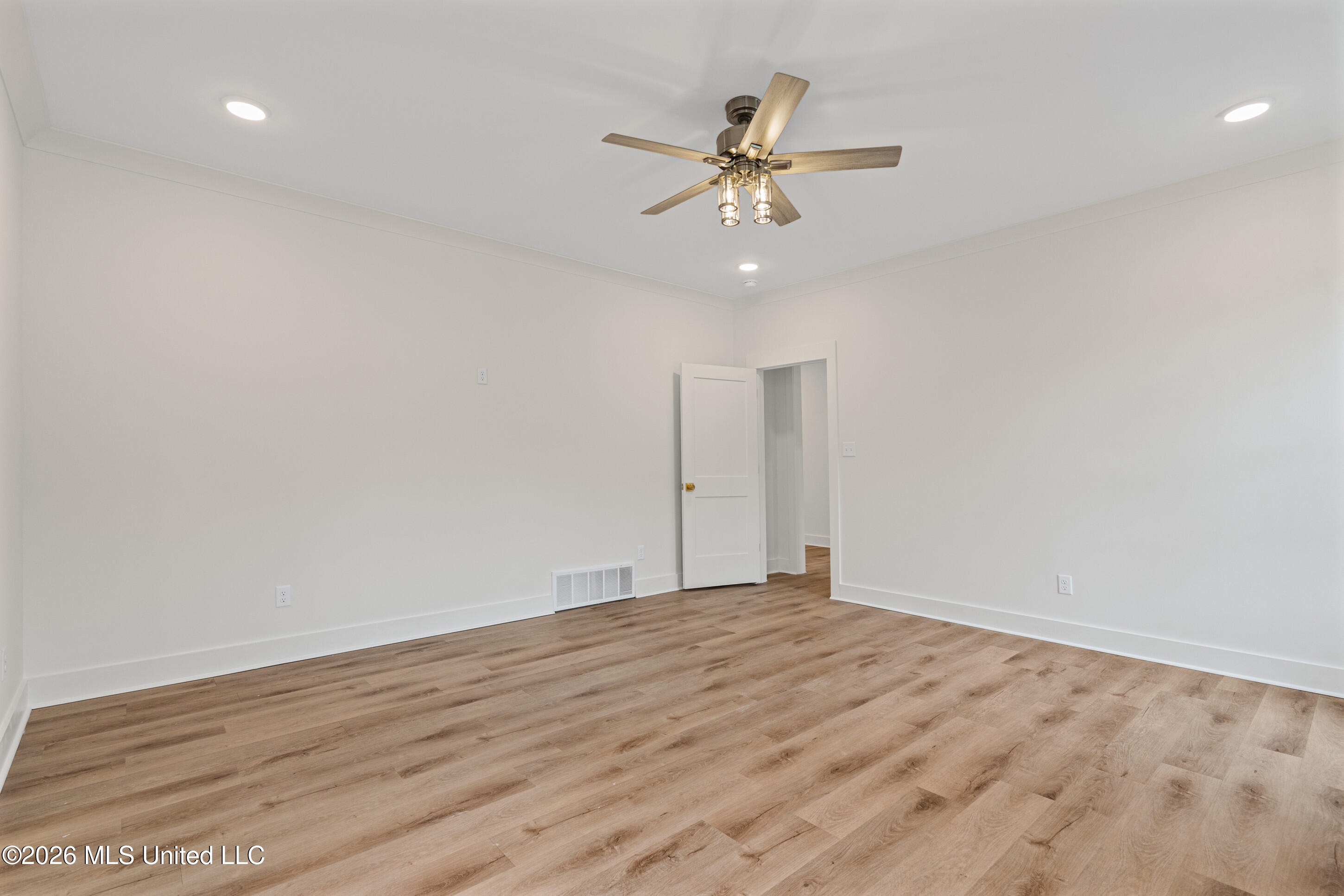 2133 Timber Lane Property Photo 16