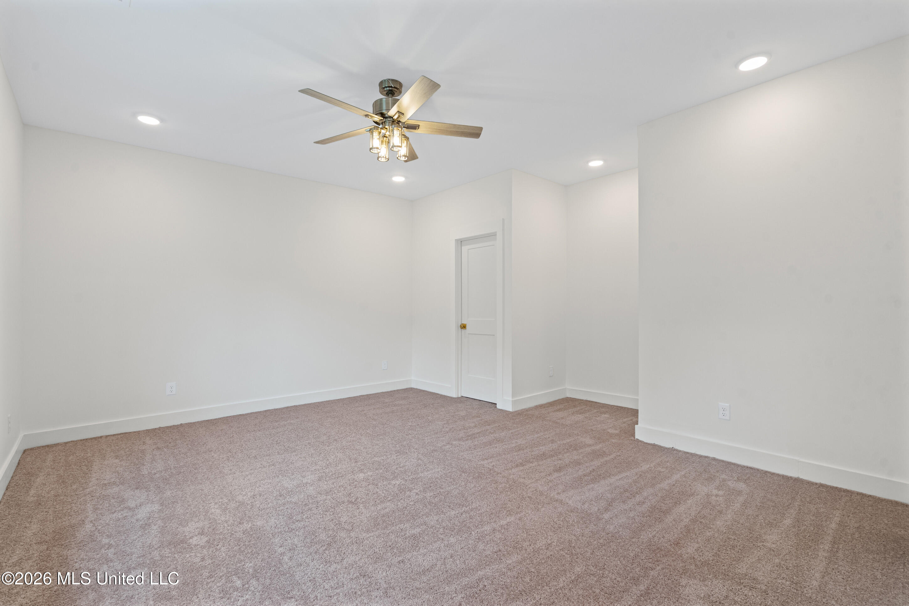 2133 Timber Lane Property Photo 23