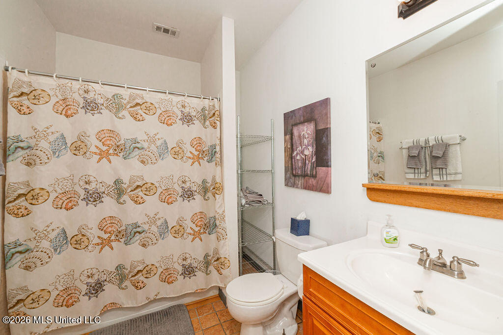 811 View Street Property Photo 19