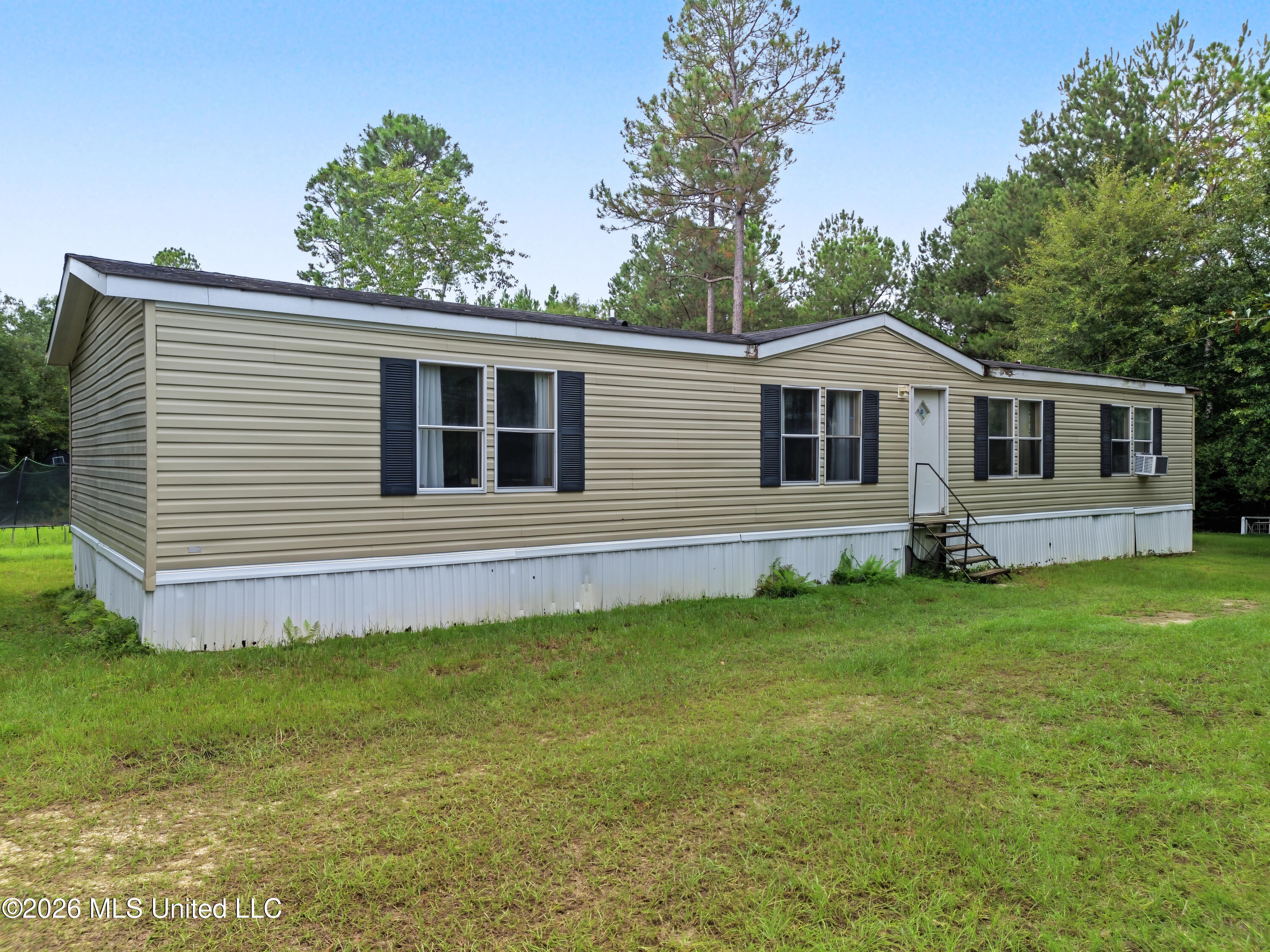 760 W Mchenry Road Property Photo 1