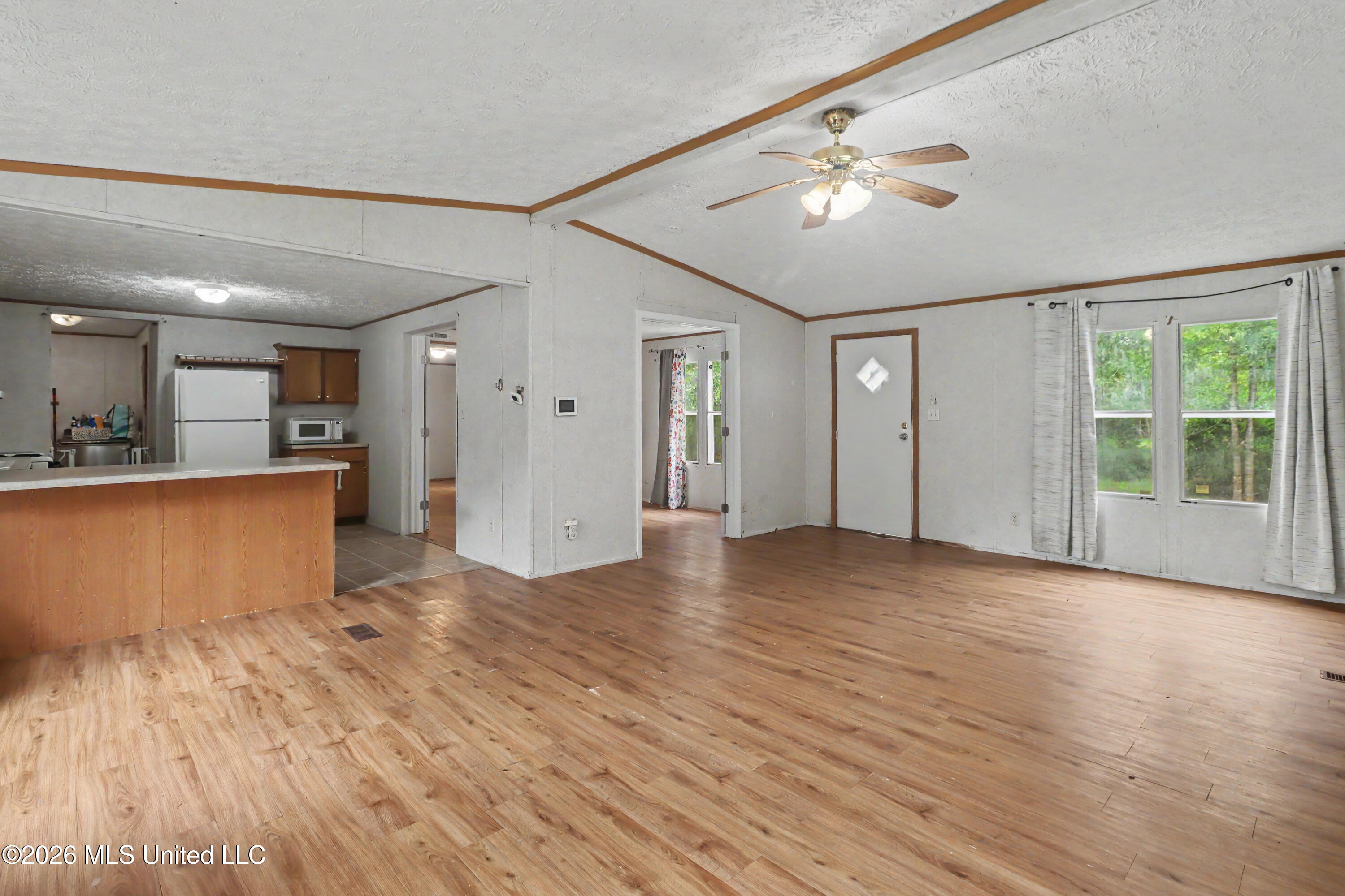 760 W Mchenry Road Property Photo 6