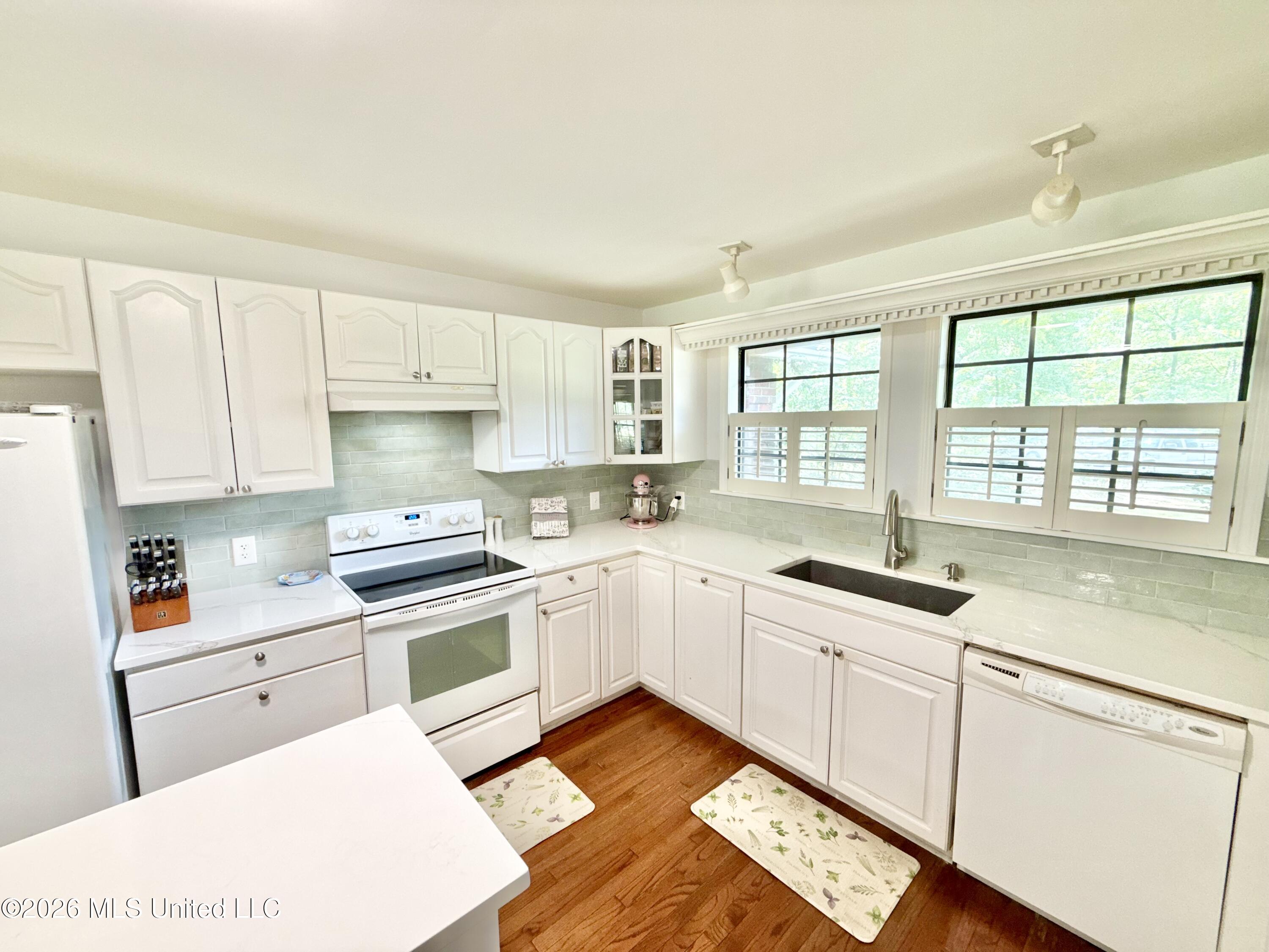 2078 Upton Road Property Photo 12