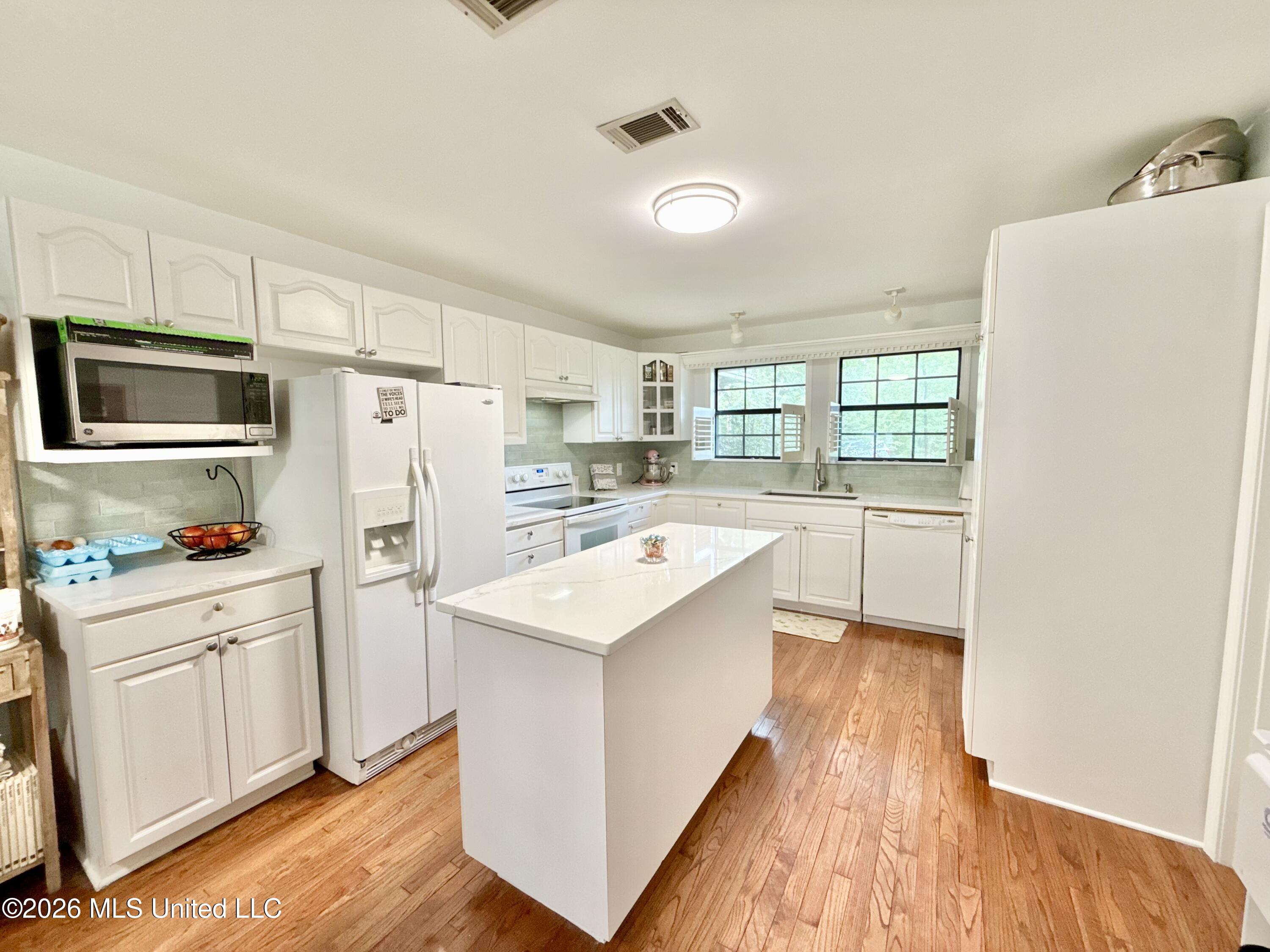 2078 Upton Road Property Photo 14