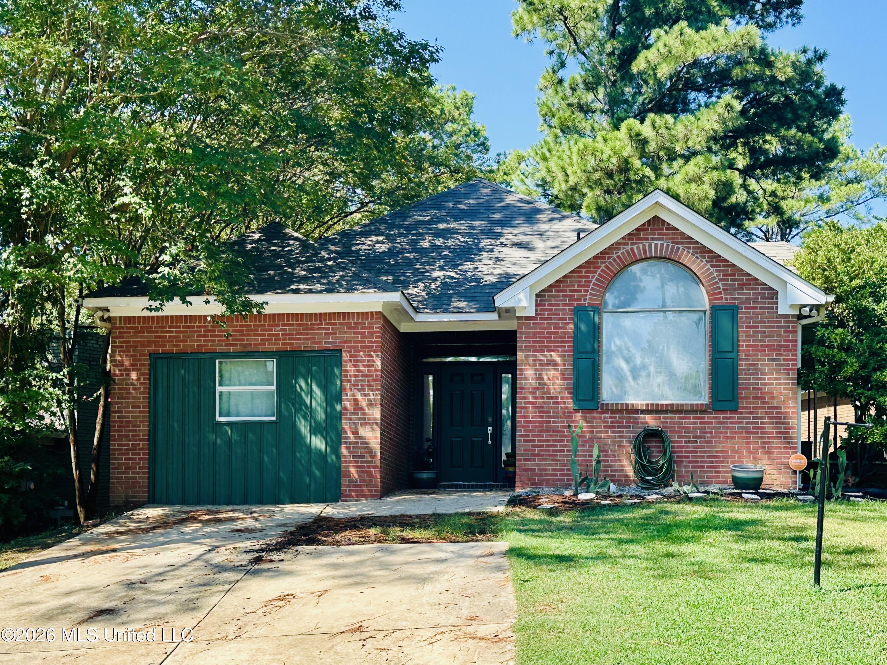 15 Ashland Avenue Property Photo 1
