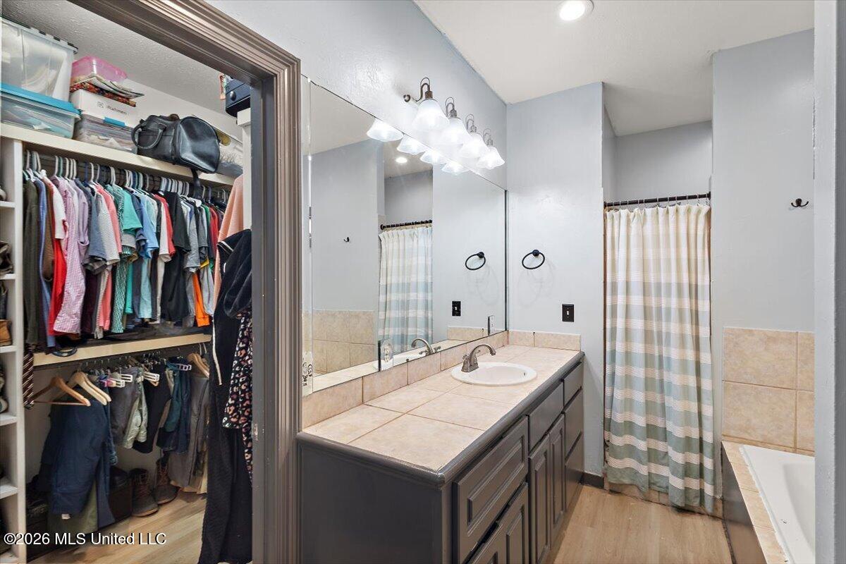 15 Ashland Avenue Property Photo 10