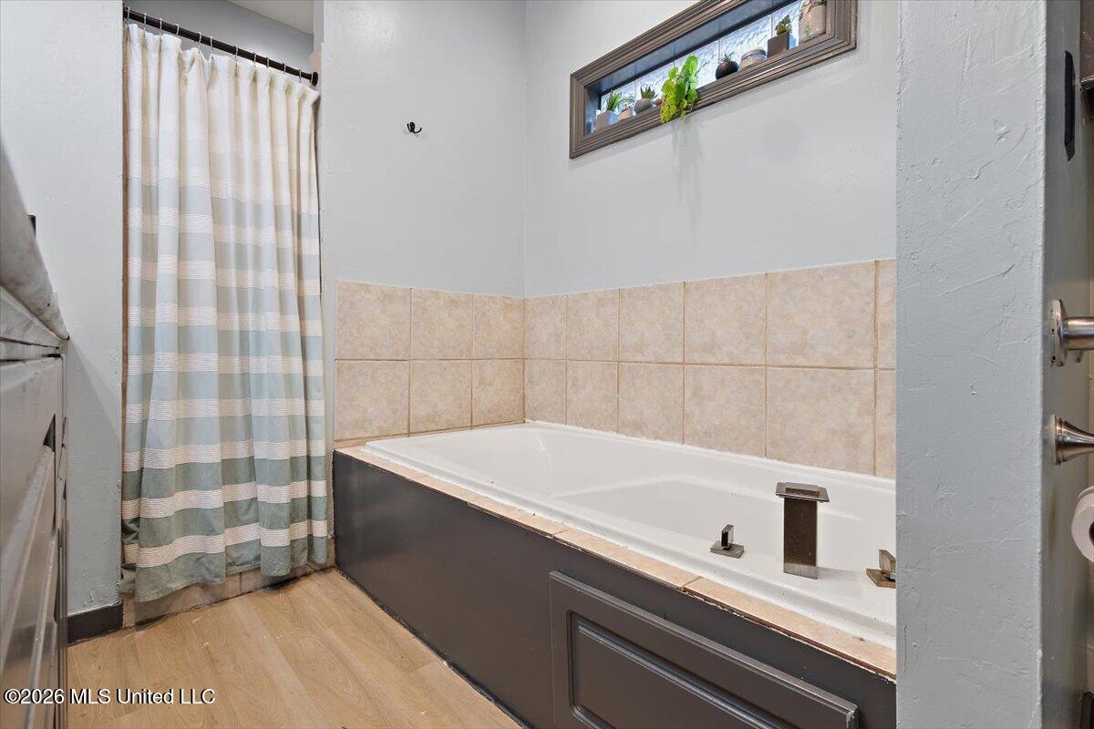15 Ashland Avenue Property Photo 11