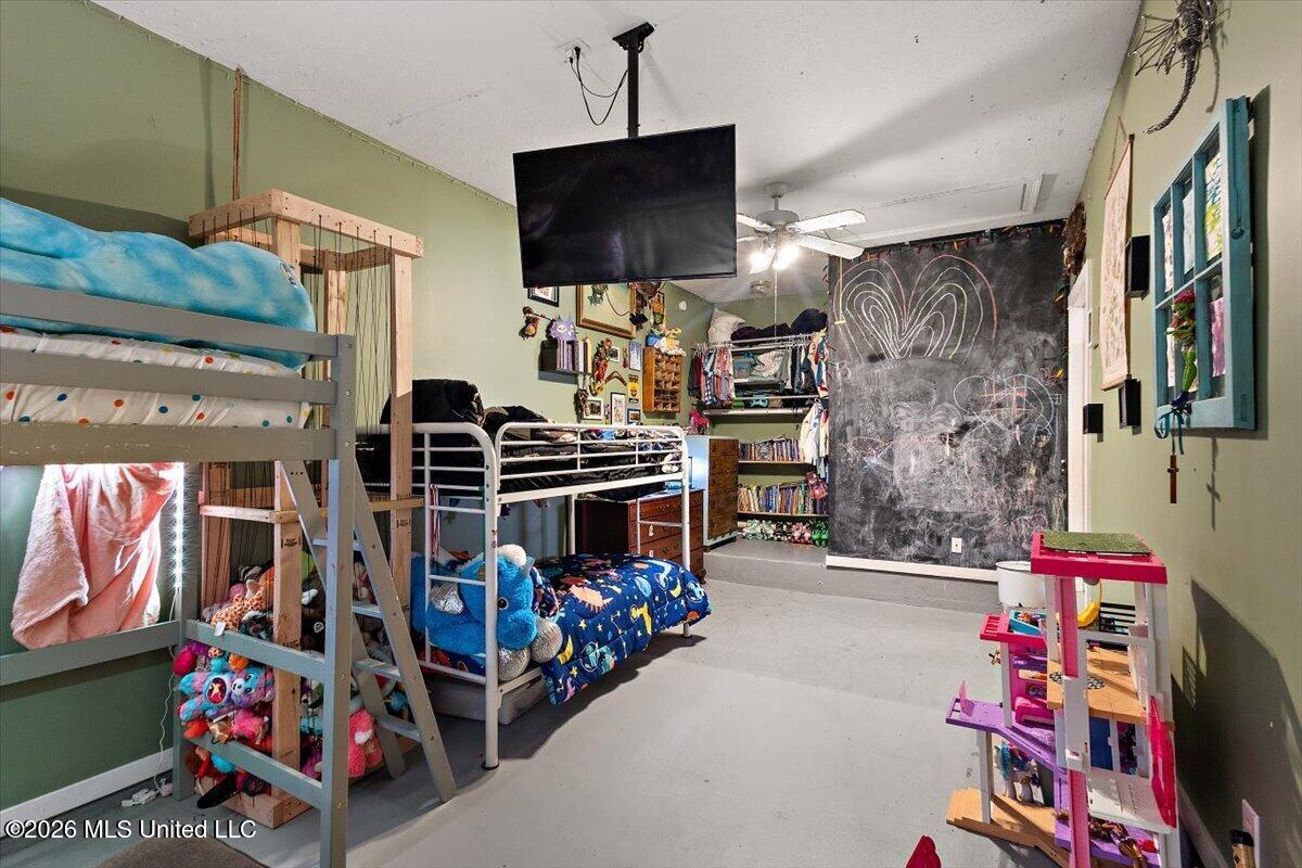 15 Ashland Avenue Property Photo 17