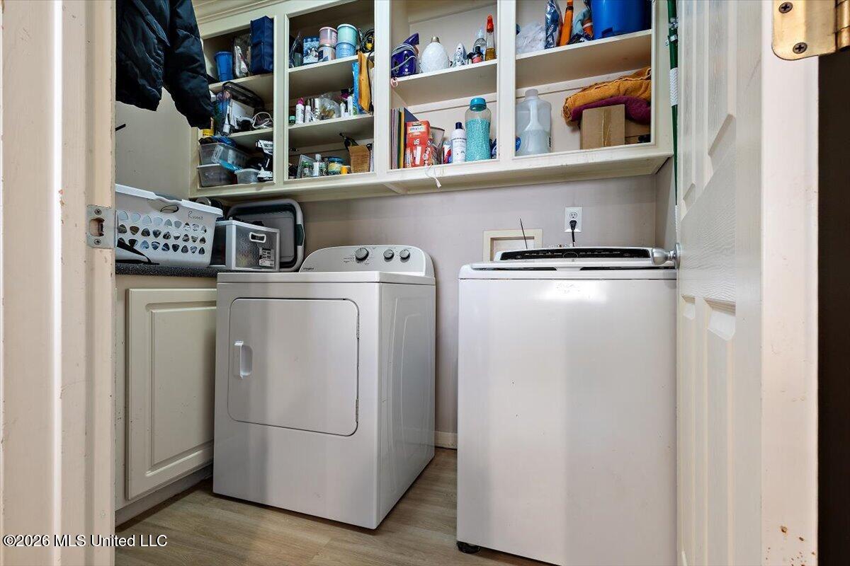 15 Ashland Avenue Property Photo 17