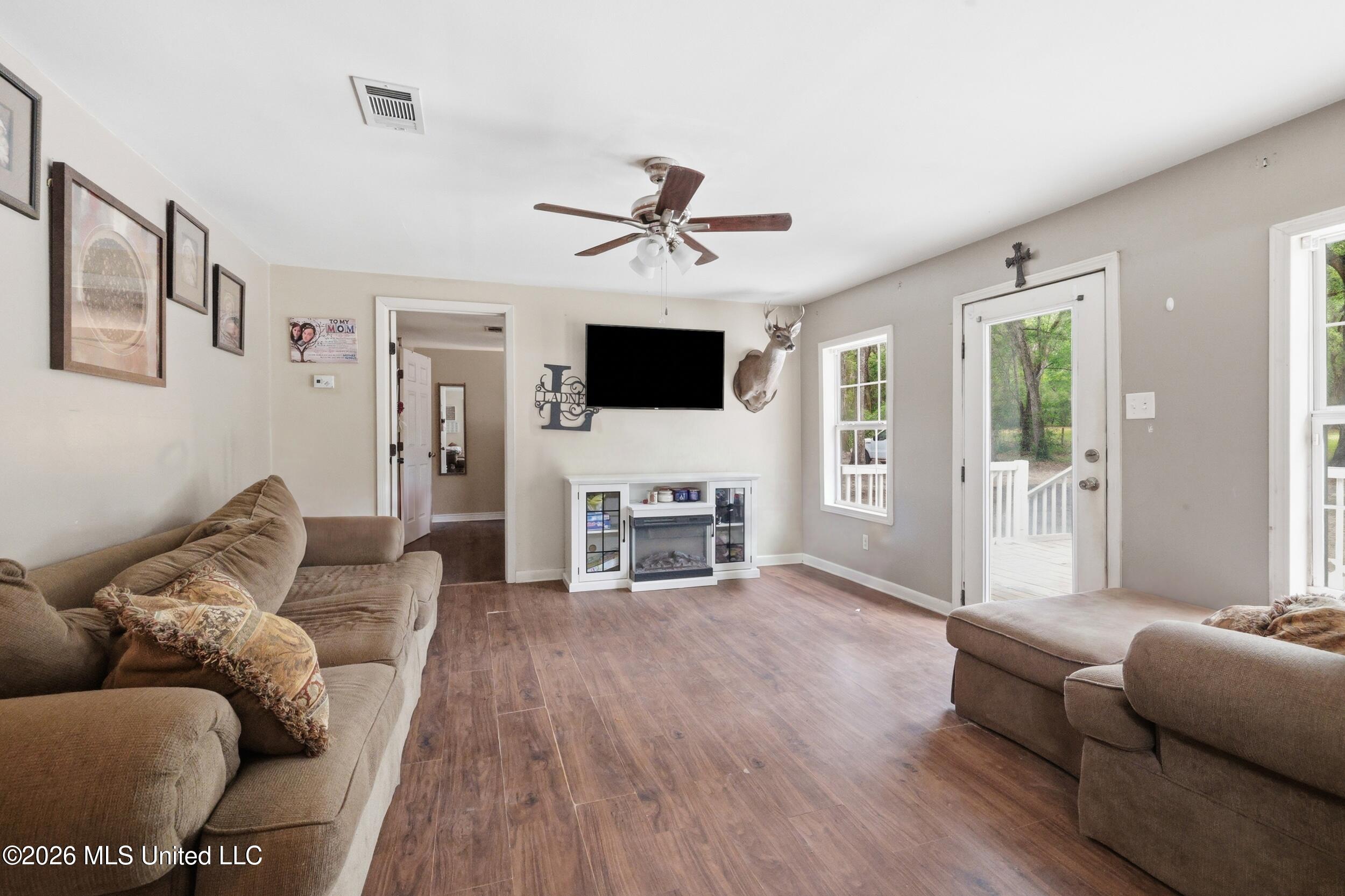 12111 Vidalia Road Property Photo 12