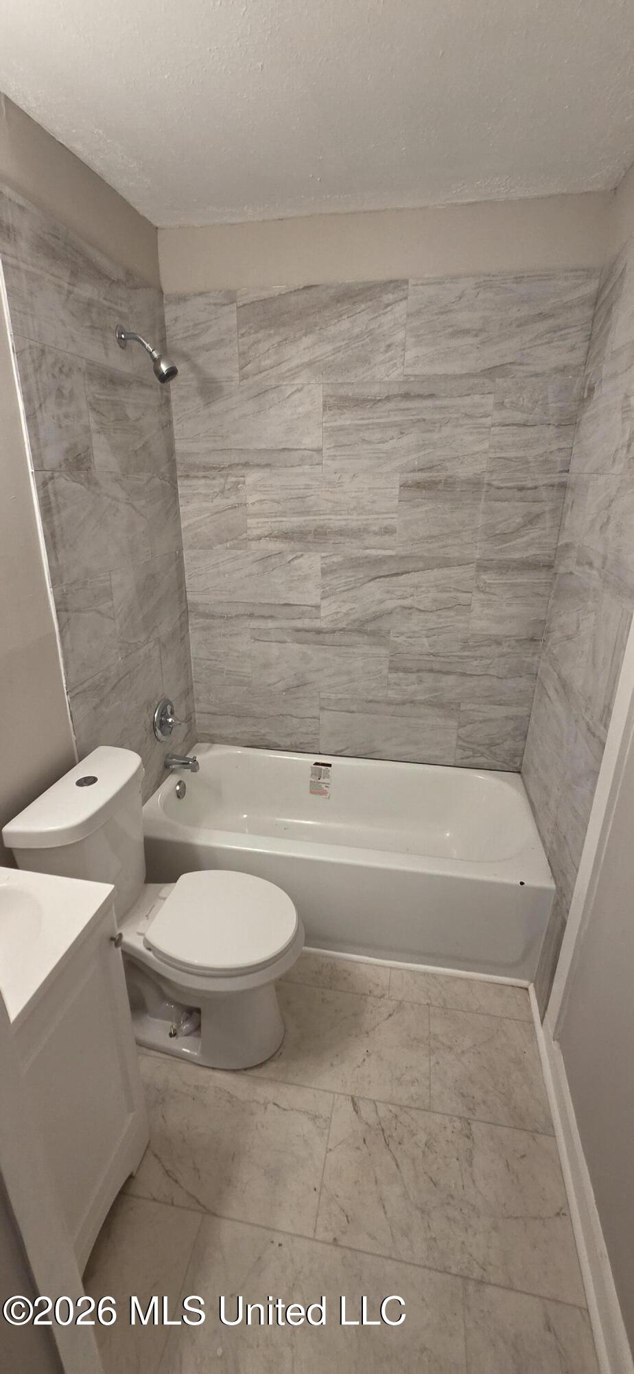 4223 Oakhill Drive Property Photo 33