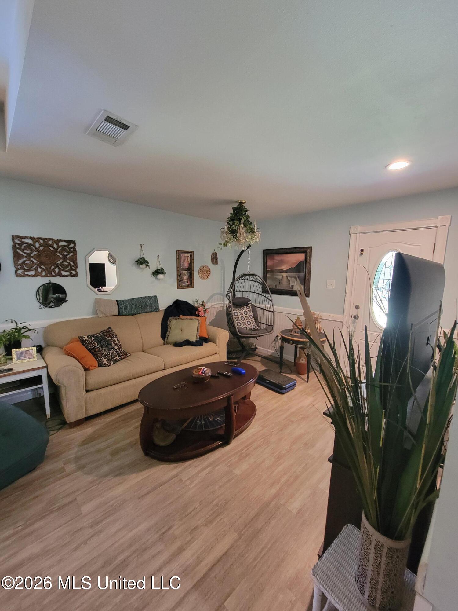 245 Baucum Road Property Photo 3