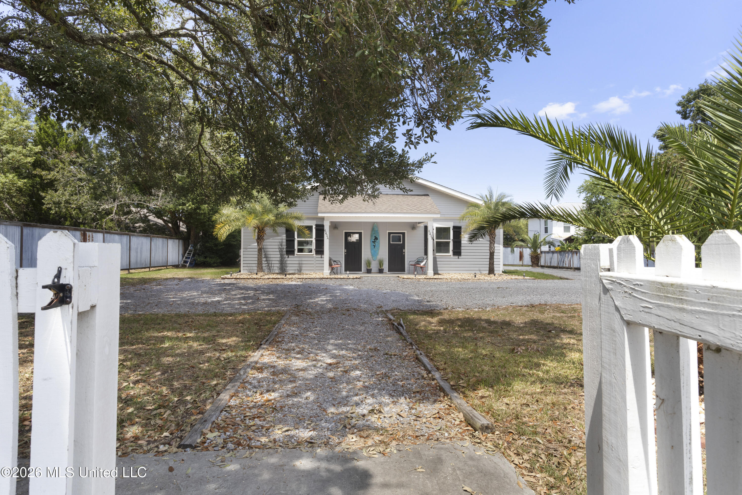 421 Carroll Avenue Property Photo 2