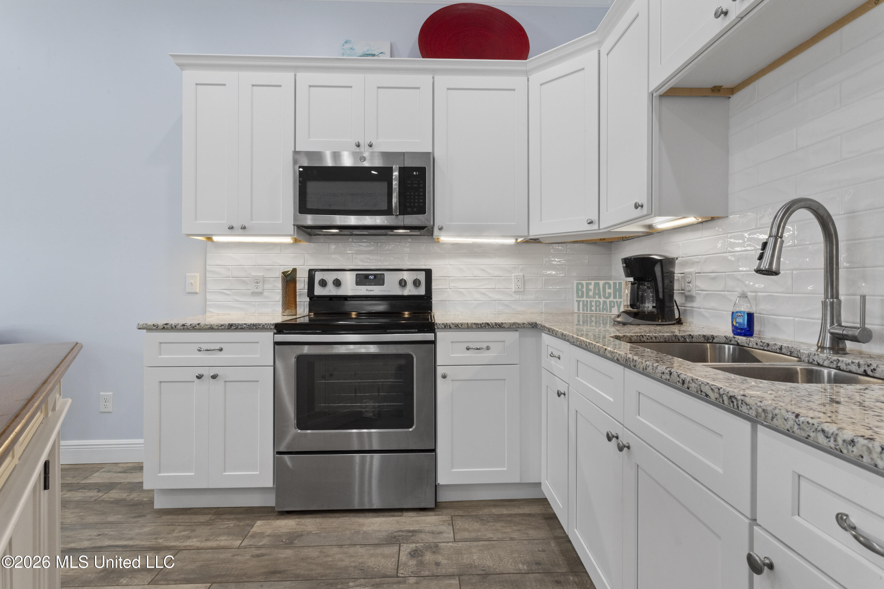 421 Carroll Avenue Property Photo 10