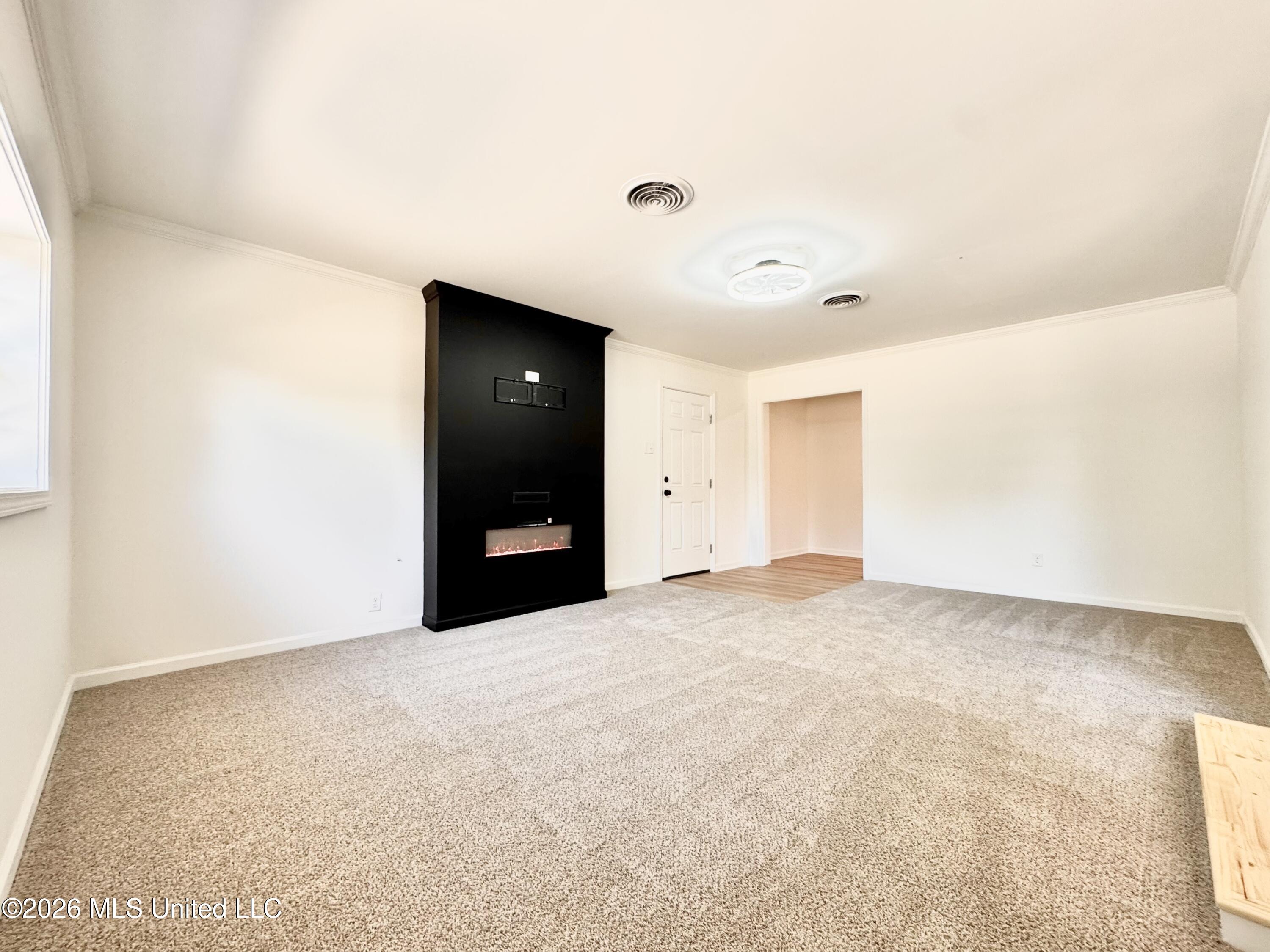1216 W Main Street Property Photo 11