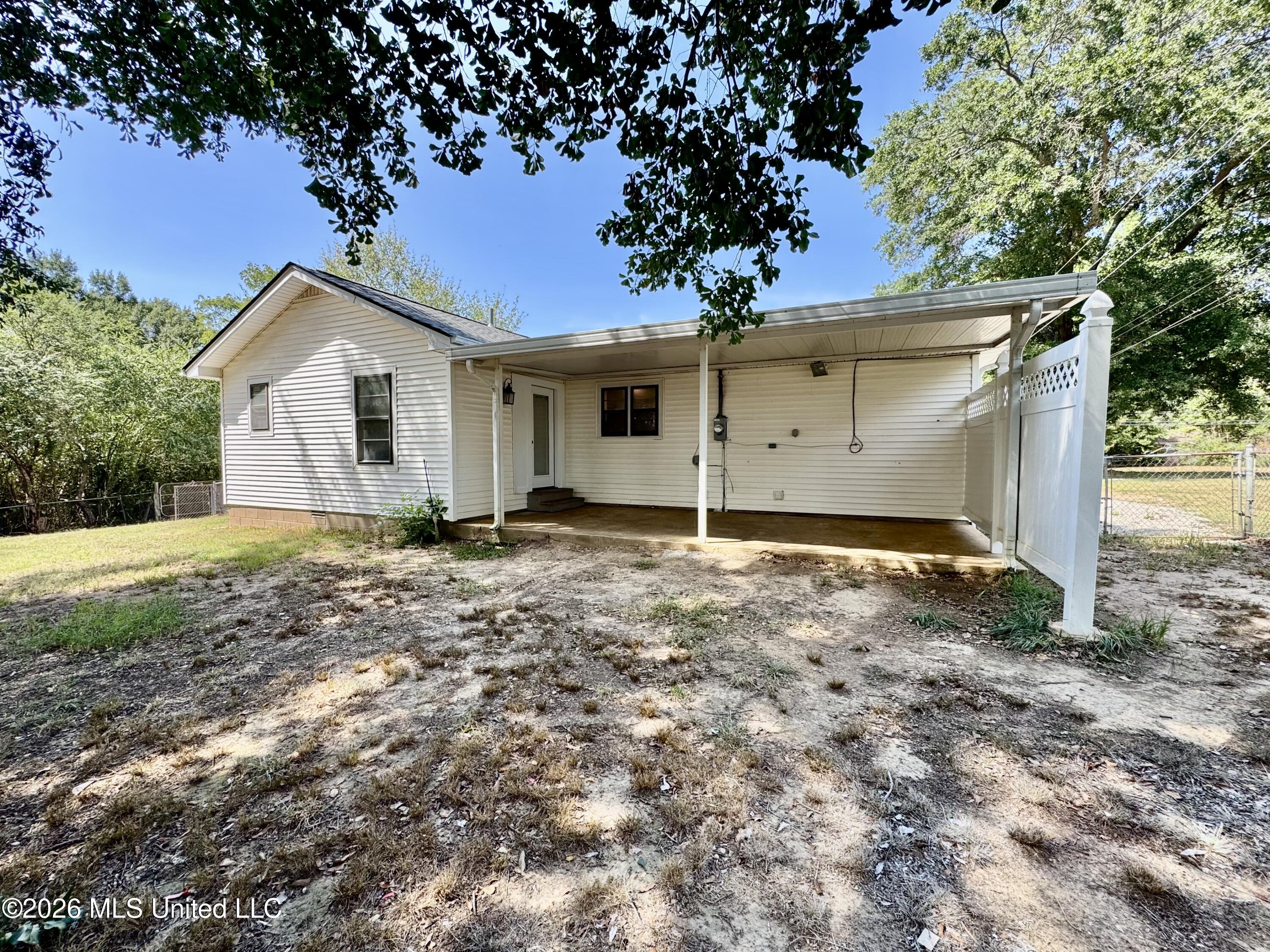 1216 W Main Street Property Photo 33