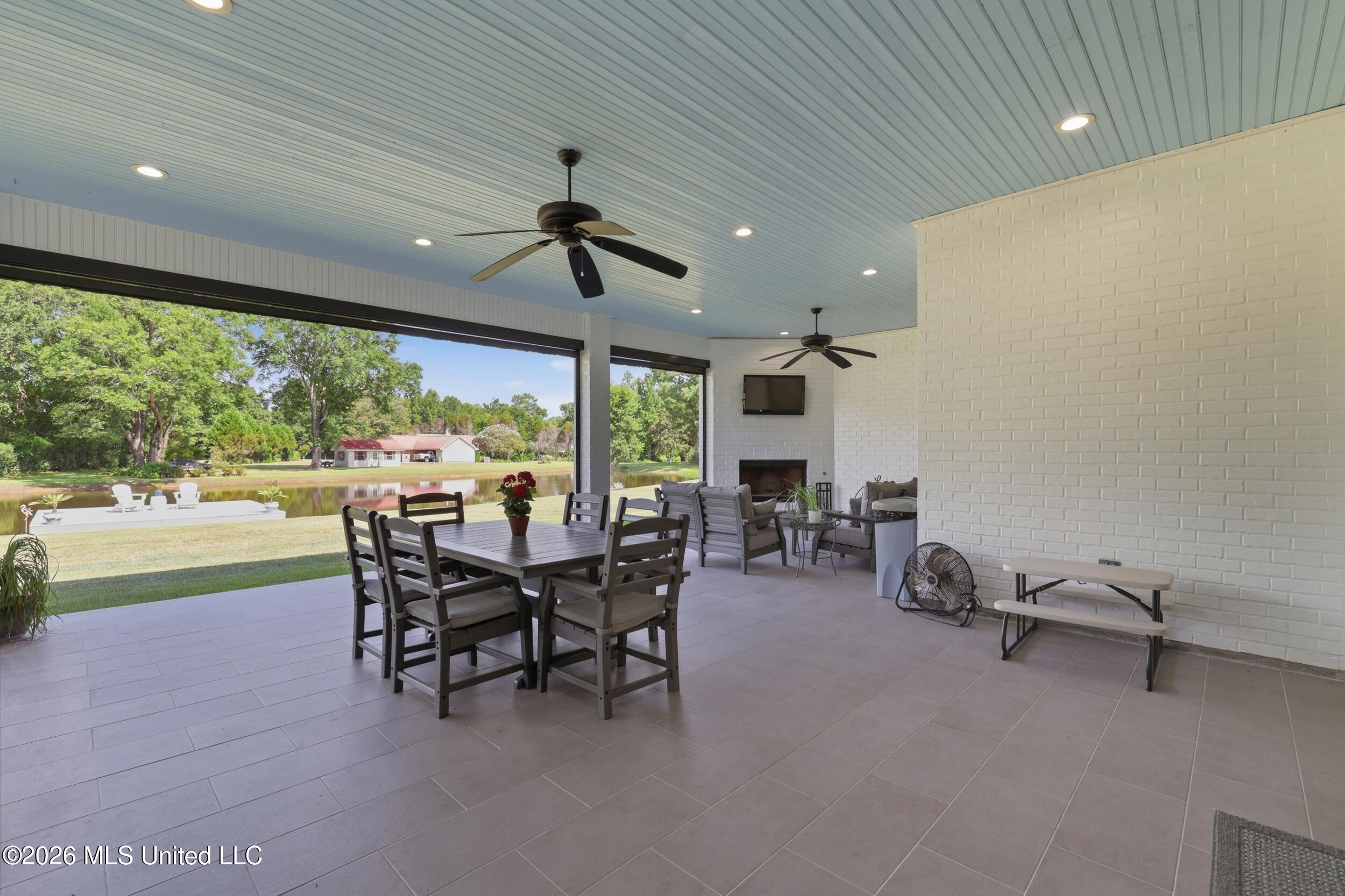 15 Legacy Drive Property Photo 52