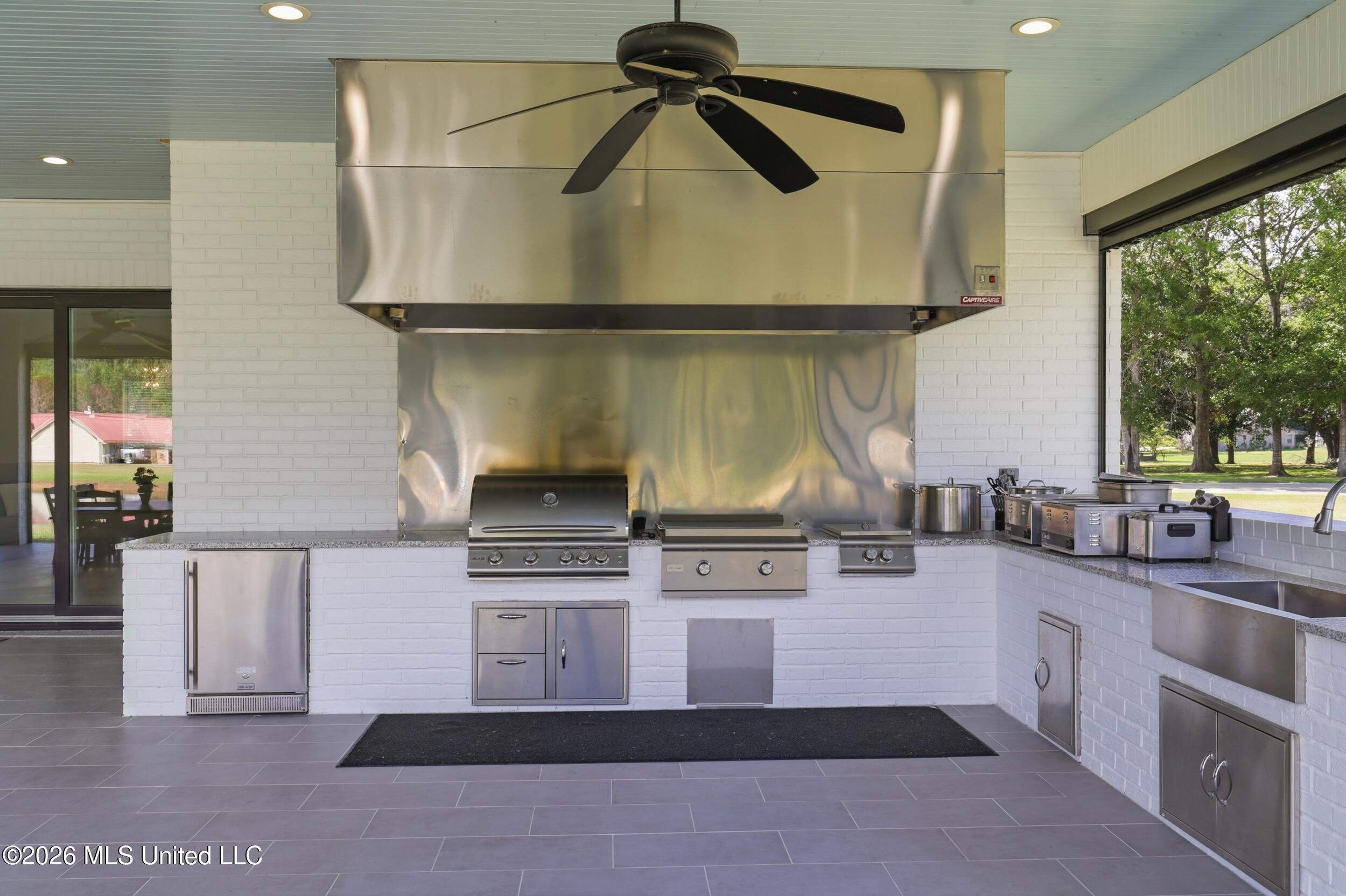 15 Legacy Drive Property Photo 60