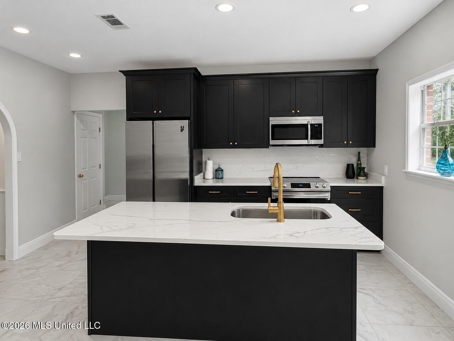 19009 Highway 613 Property Photo 27