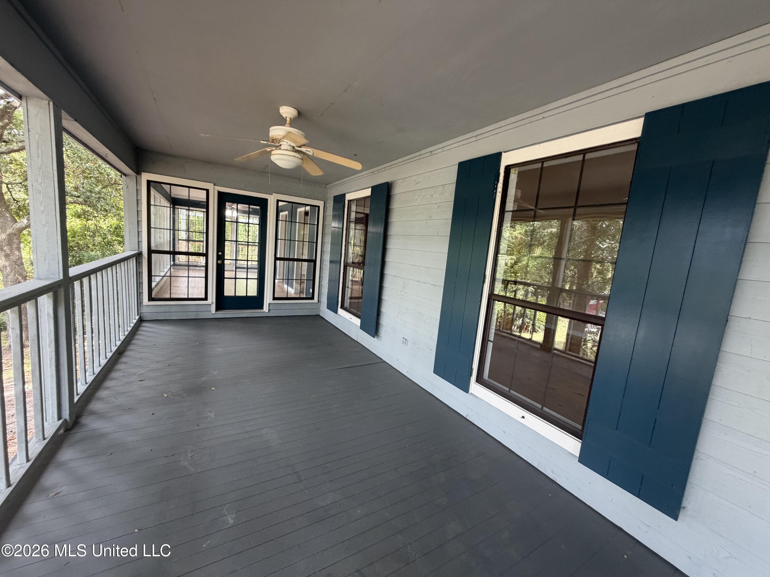1523 Albacore Drive Property Photo 8
