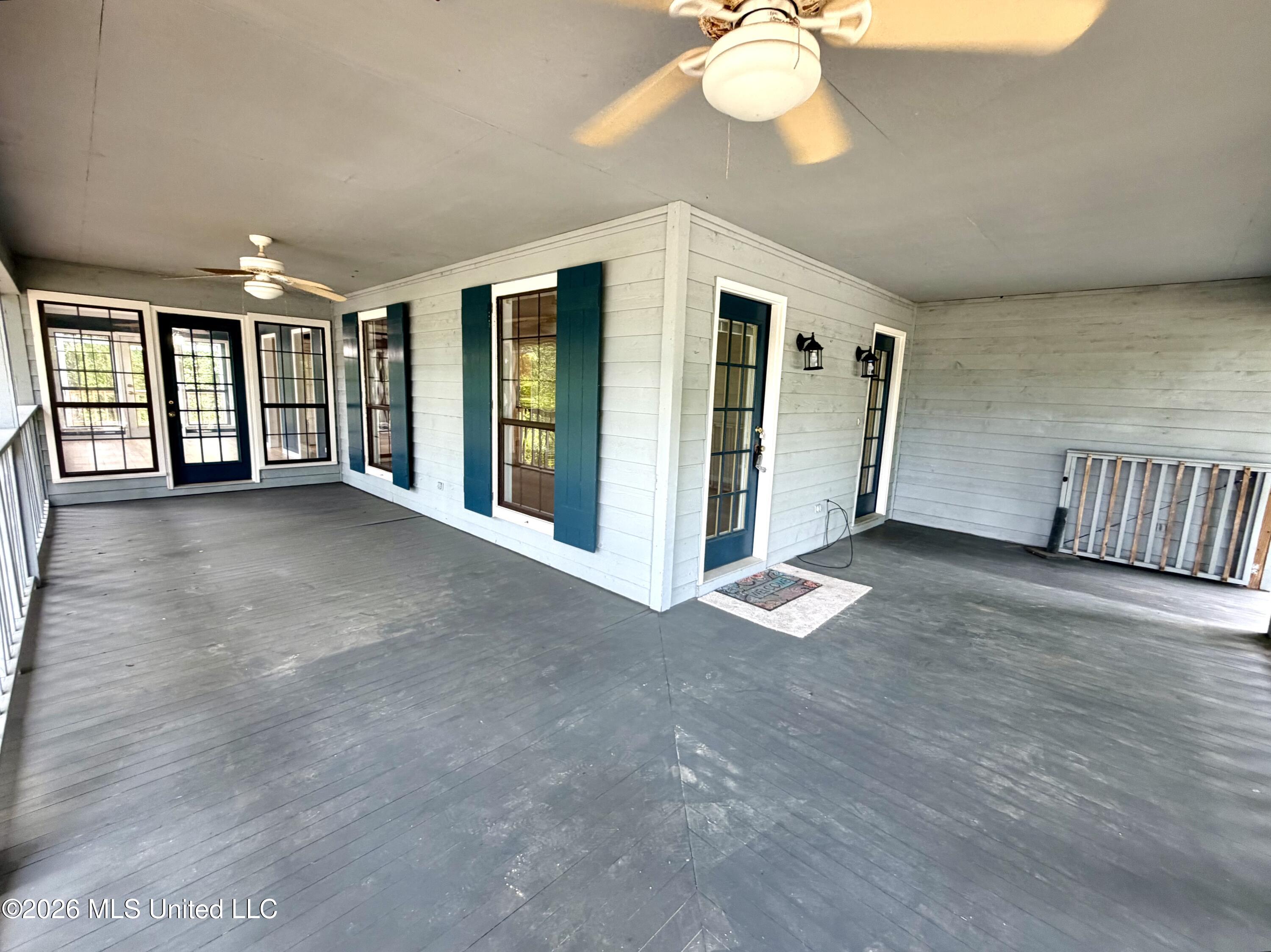 1523 Albacore Drive Property Photo 9