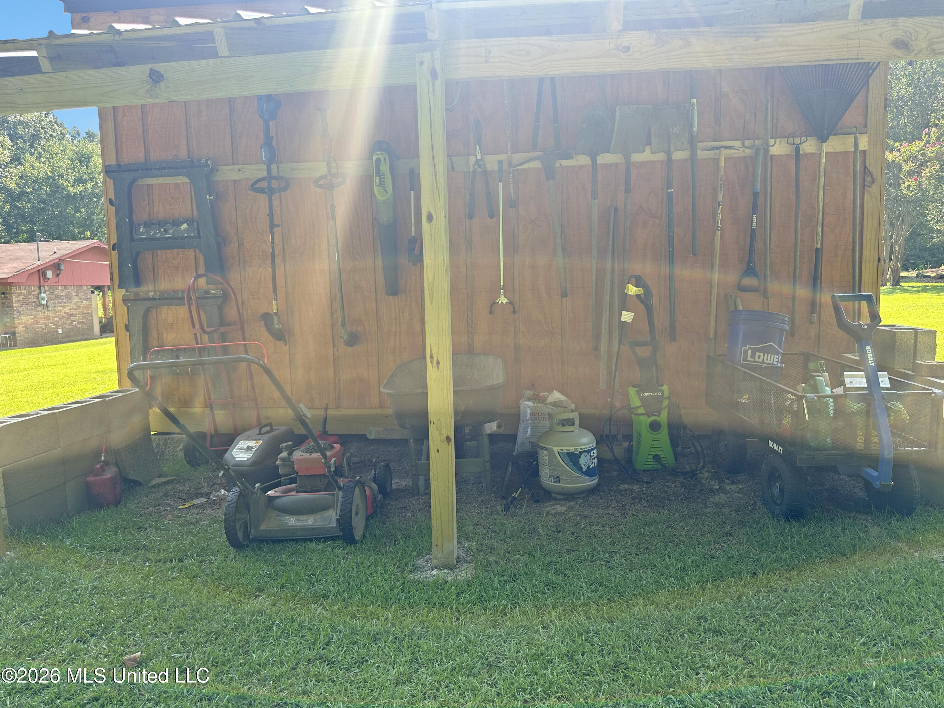 16850 E John C Stennis Drive Property Photo 20